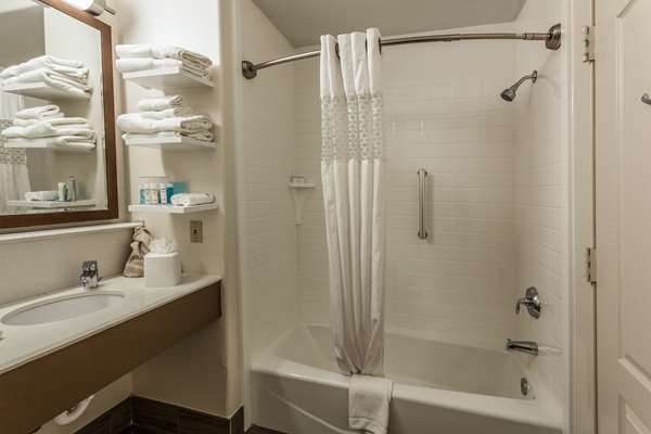  - Hampton Inn Airport Colorado Springs