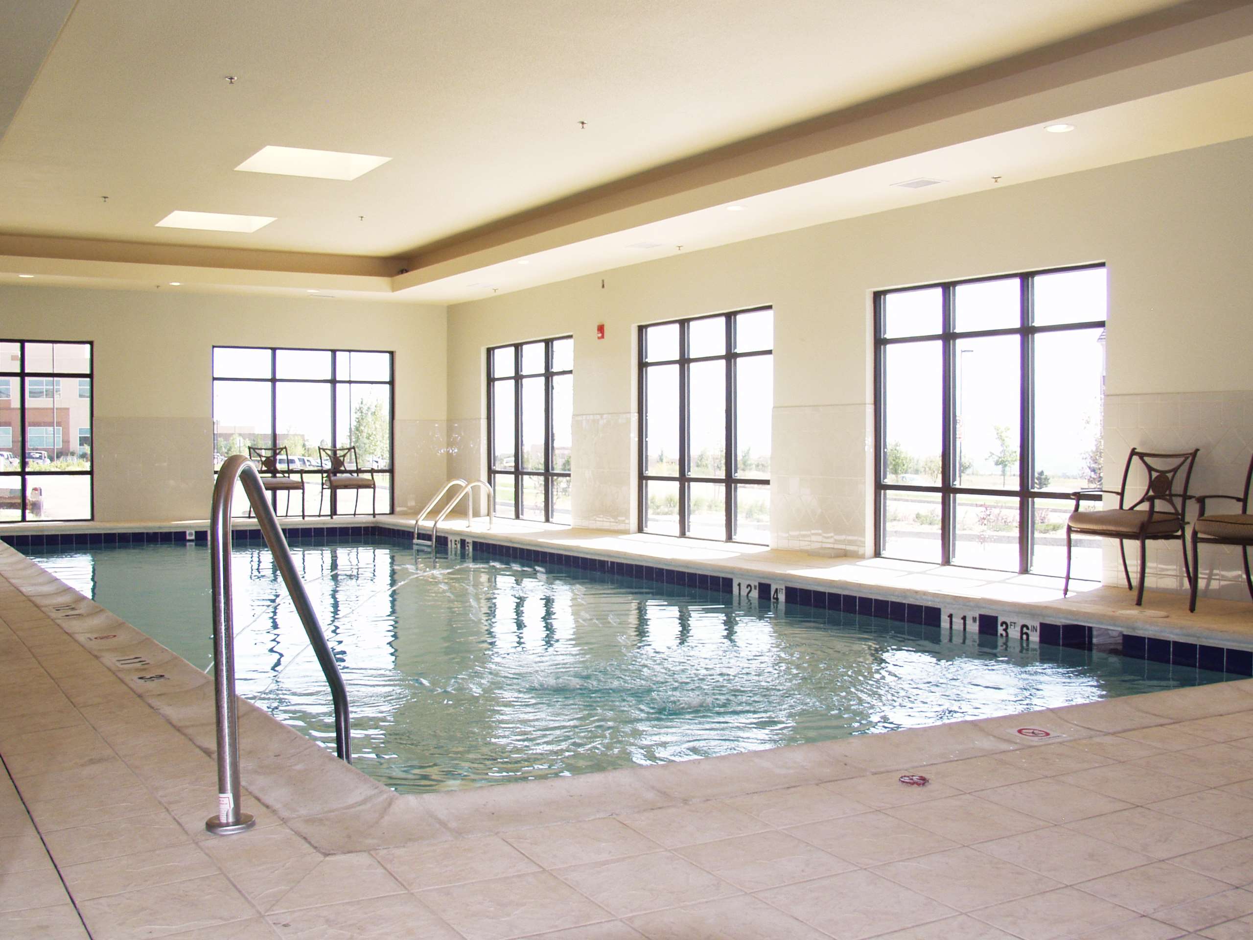 Pool | Hampton Inn & Suites Colorado Springs/Air Force Academy