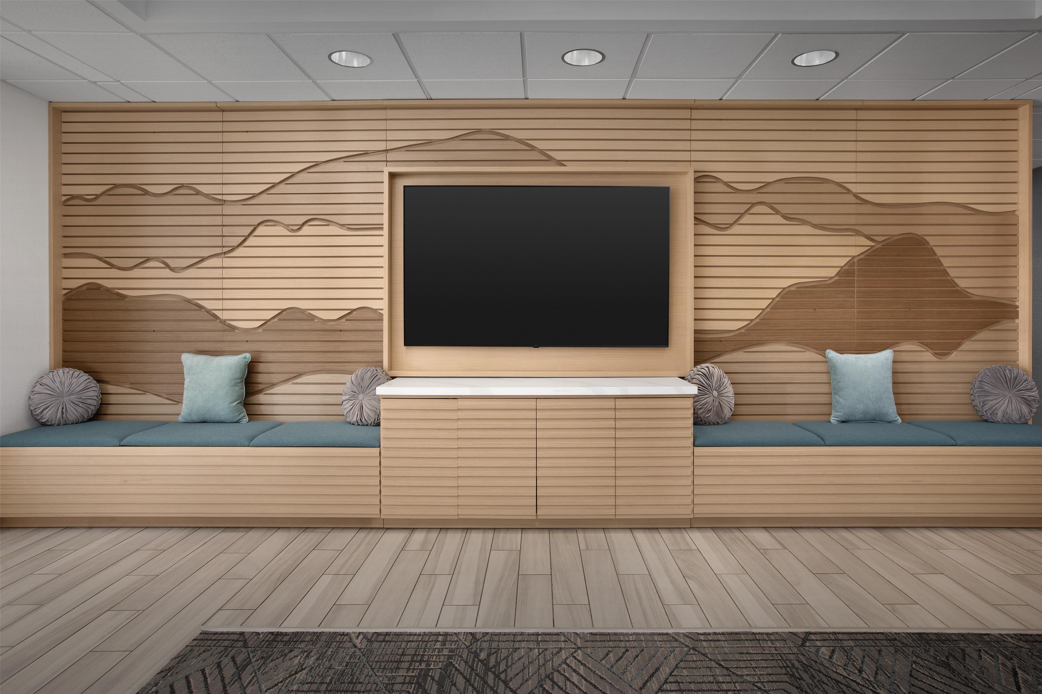 Lobby | Homewood Suites by Hilton Colorado Springs-North