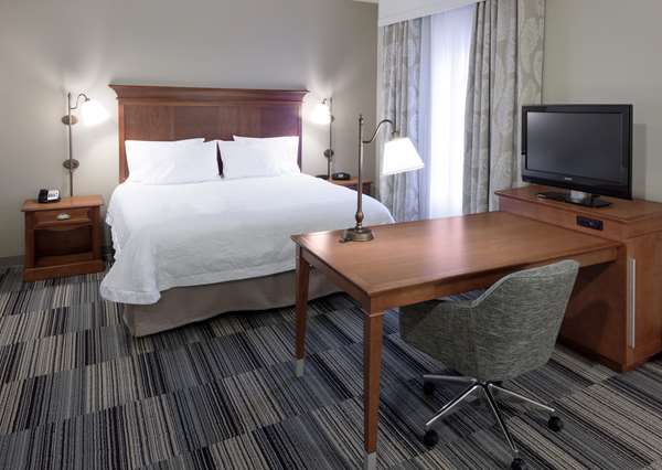  - Hampton Inn & Suites Colorado Springs - I-25, Exit 138