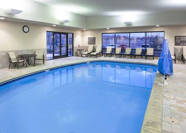 Pool - Hampton Inn & Suites Colorado Springs - I-25, Exit 138