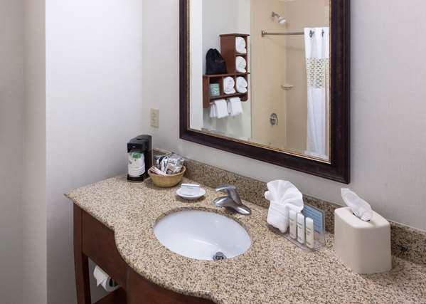  - Hampton Inn & Suites Colorado Springs - I-25, Exit 138