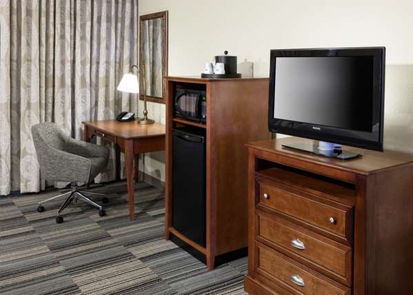  - Hampton Inn & Suites Colorado Springs - I-25, Exit 138