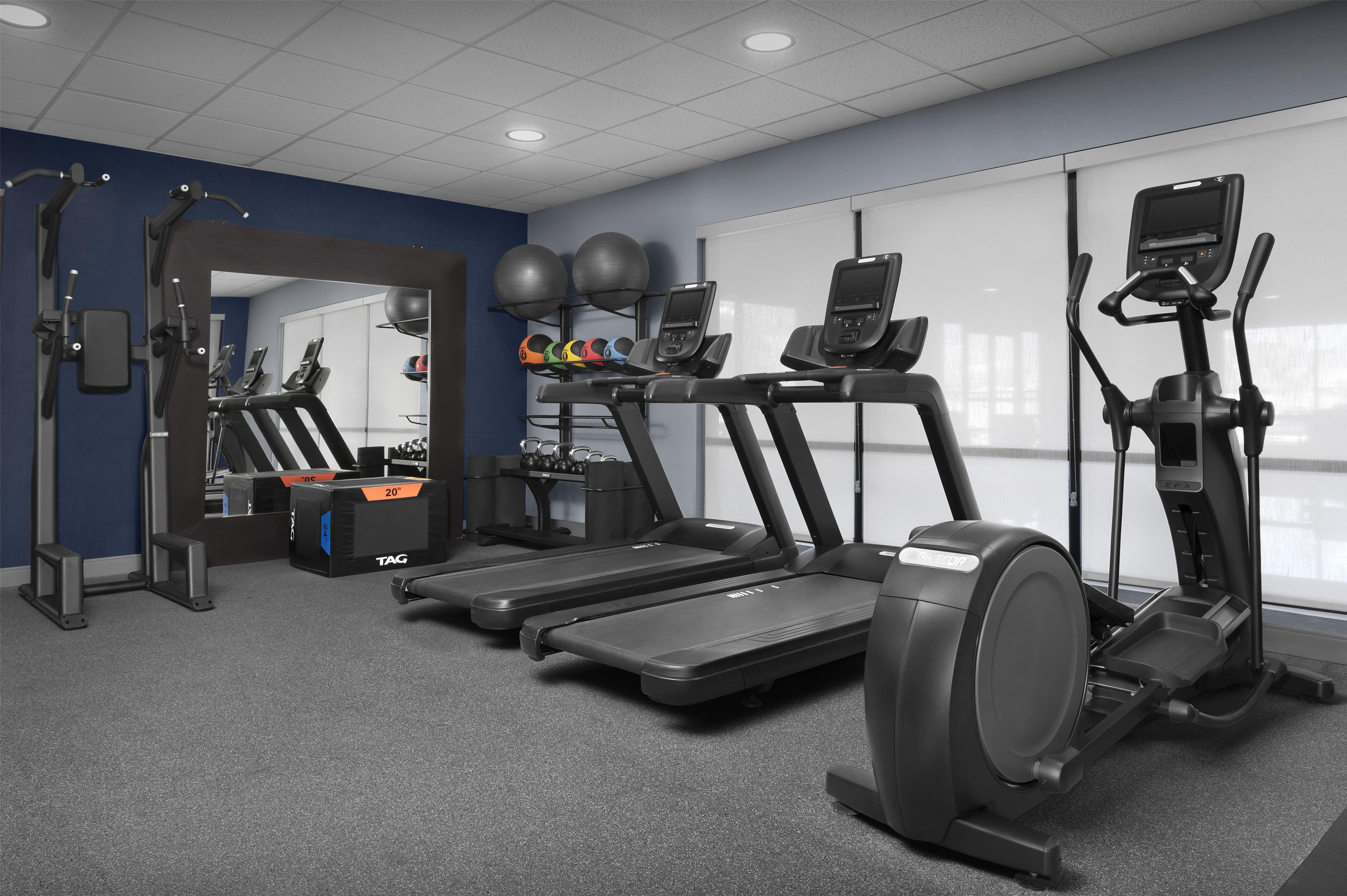 Health club fitness center gym | Hampton Inn & Suites Colorado Springs/I-25 South