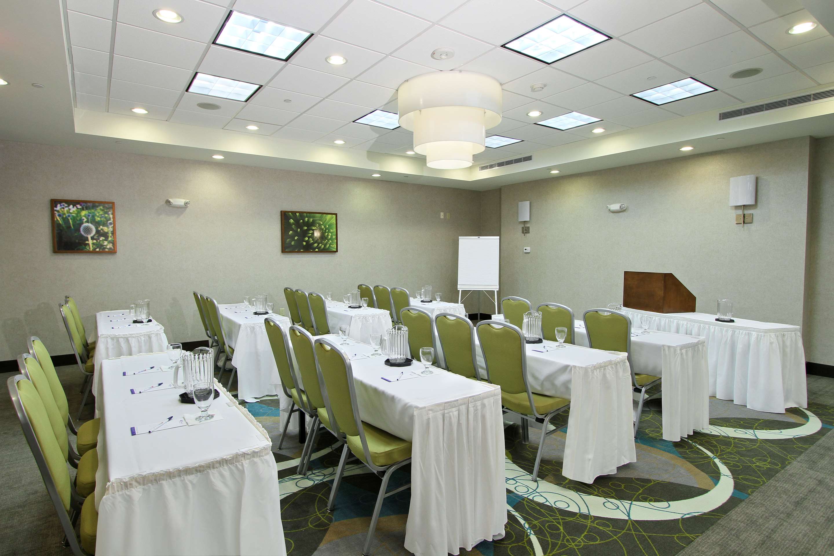 Meeting Room | Hilton Garden Inn Covington