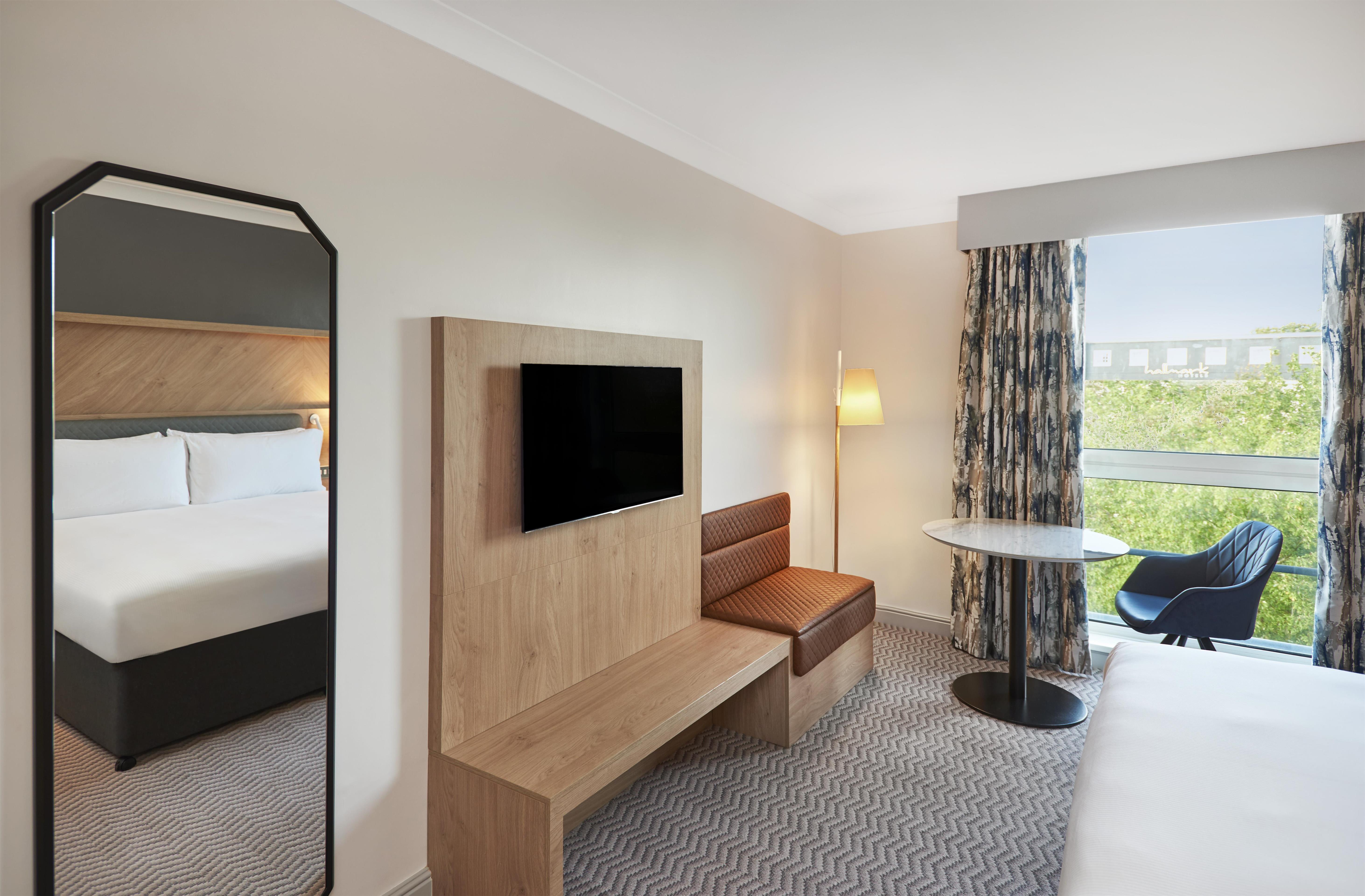 Hilton London Croydon Room Type - KING WITH WELLNESS GIFT
