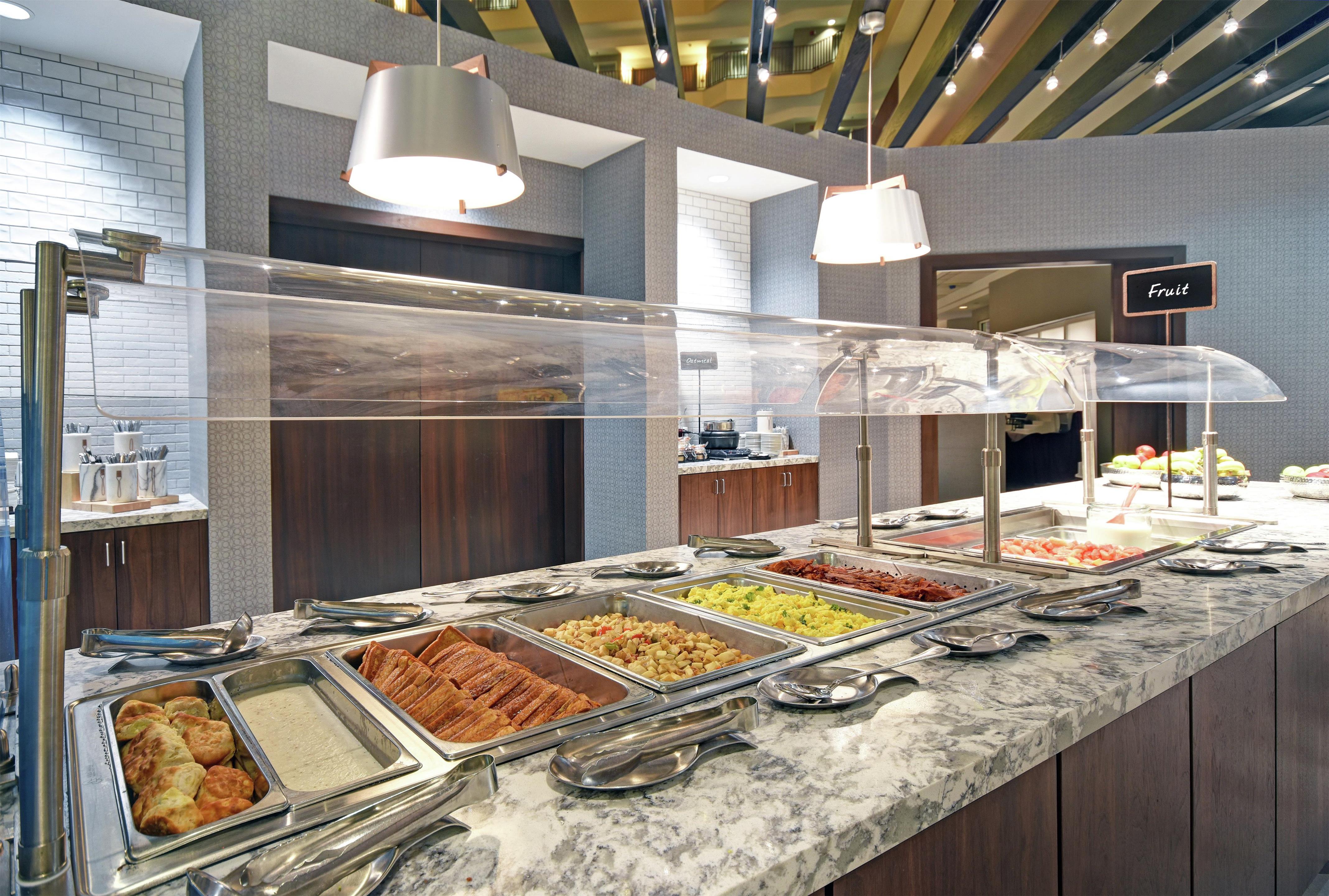 Breakfast Area | Embassy Suites Charleston