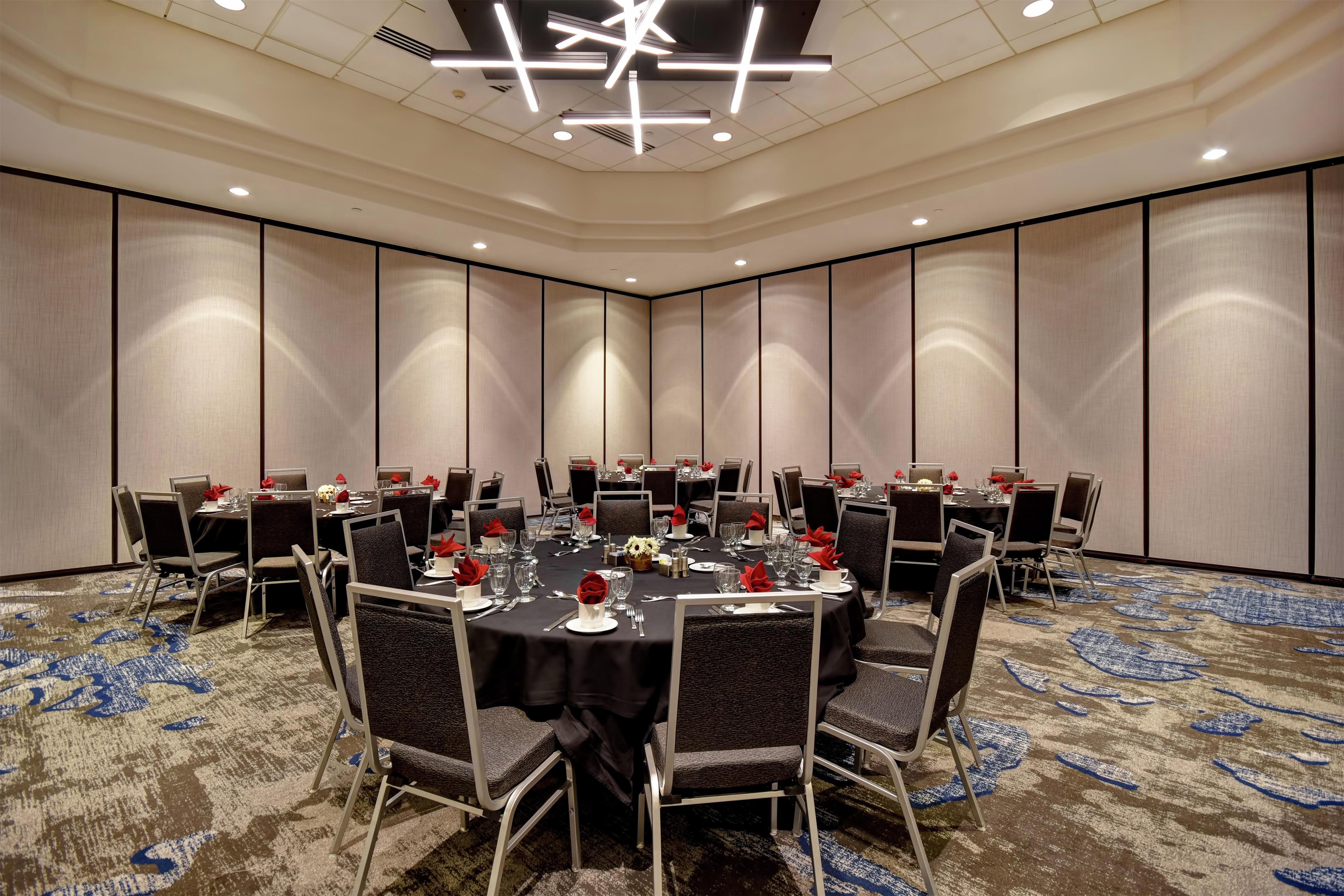 Meeting Room | Embassy Suites Charleston
