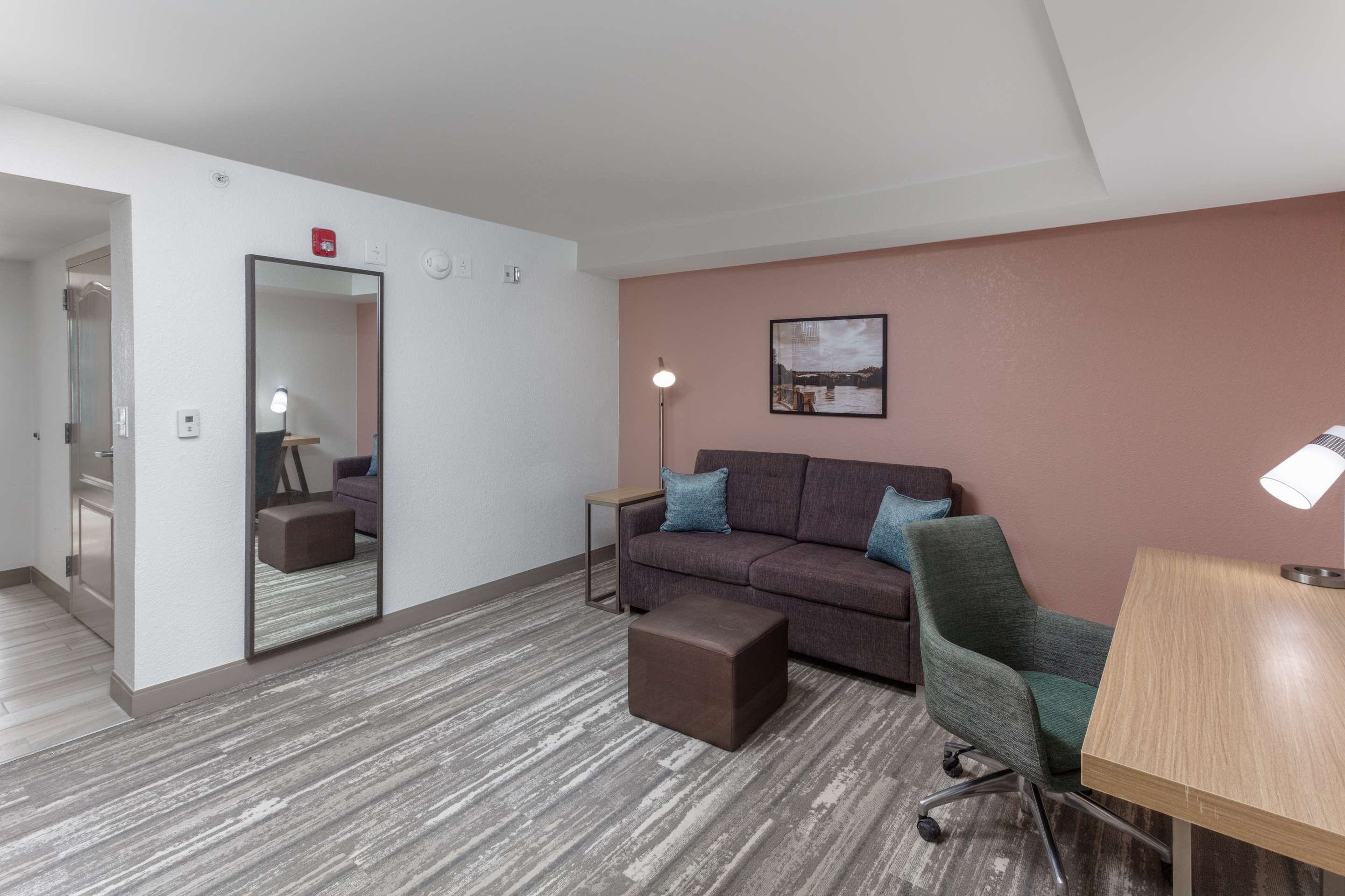 Guest room