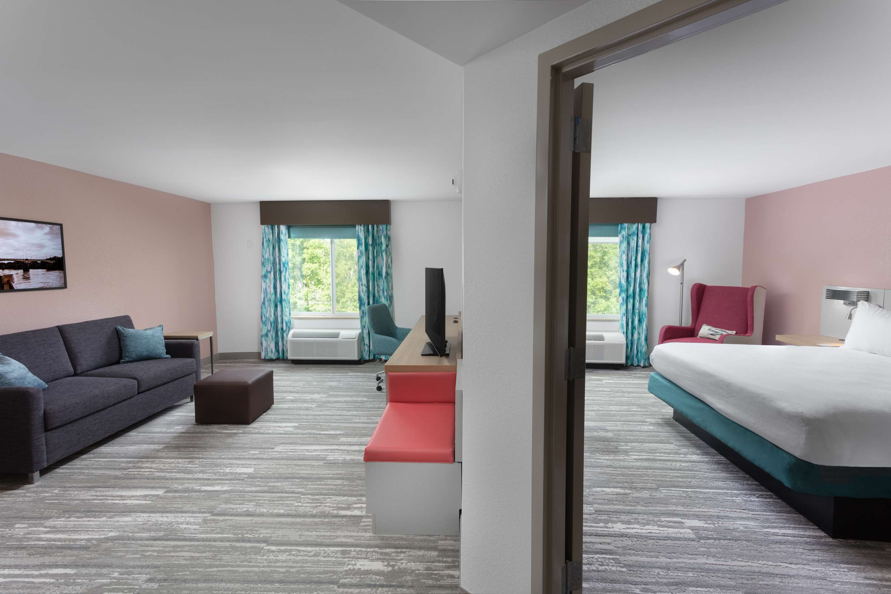 Guest room