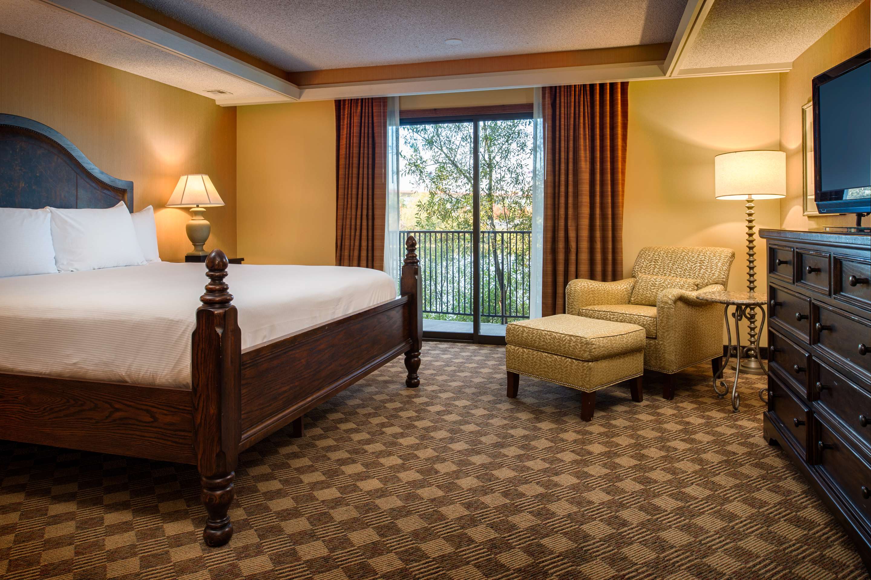 Guest room