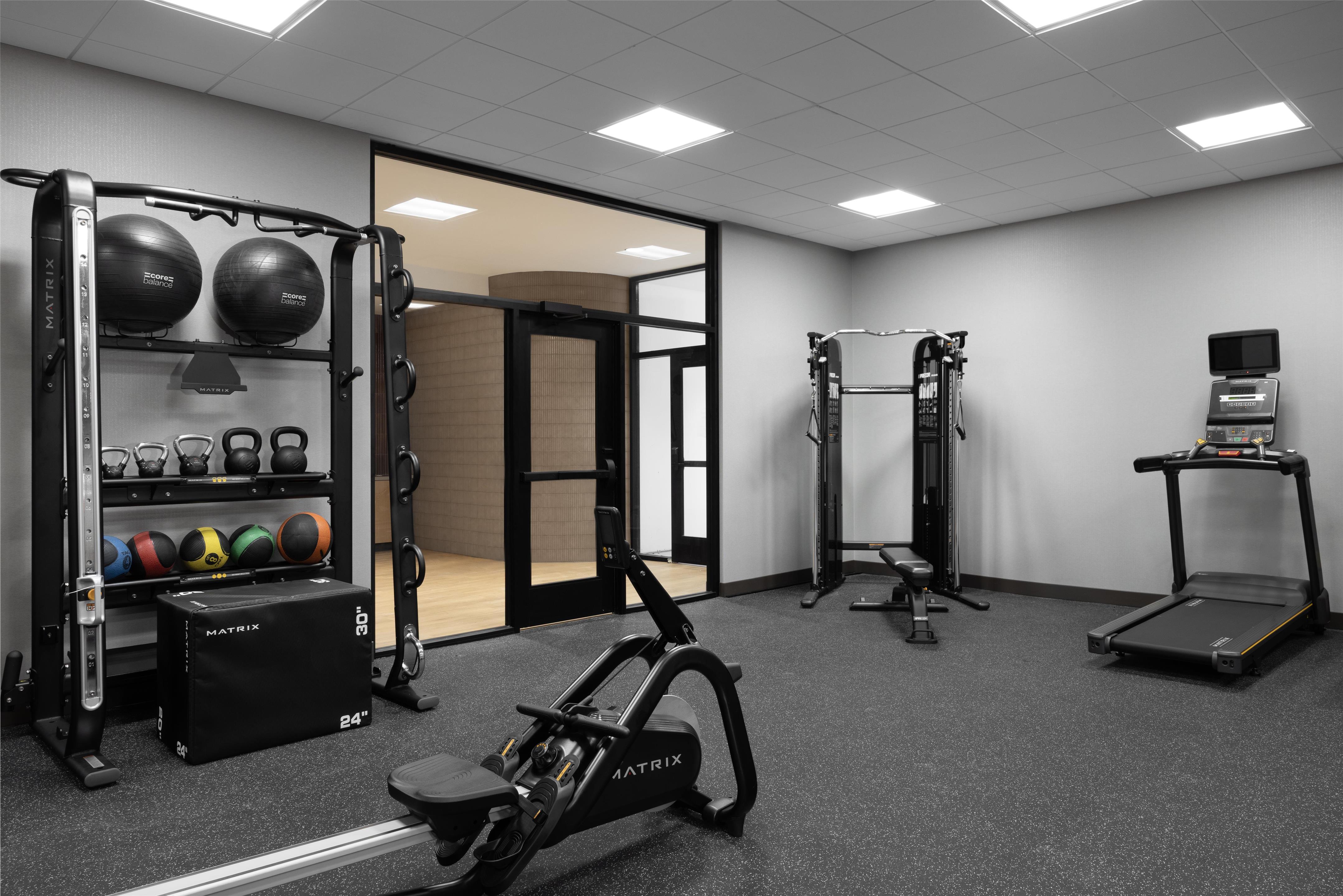 Health club fitness center gym | Embassy Suites by Hilton Cincinnati Northeast Blue Ash