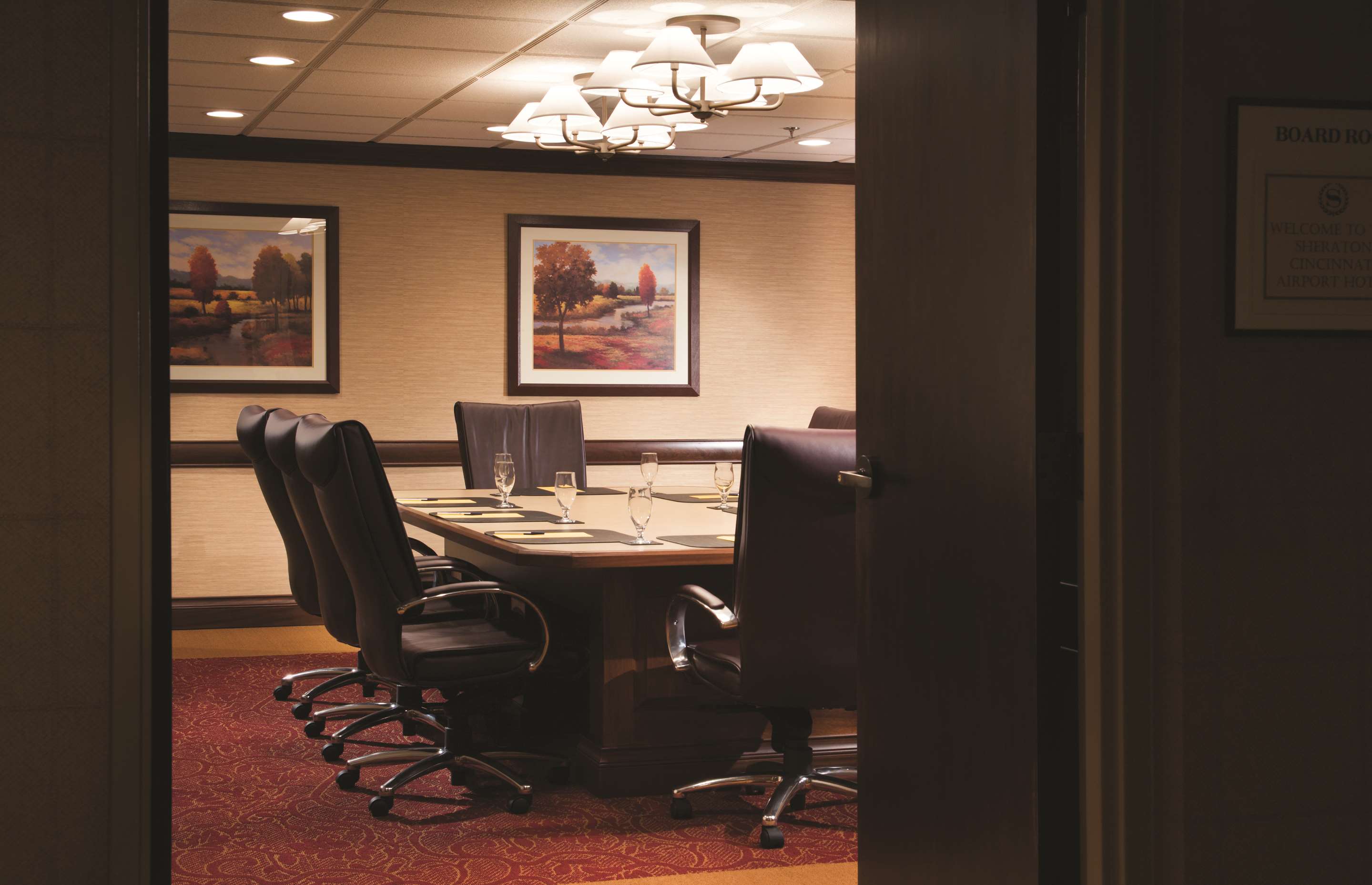 Meeting Room | DoubleTree by Hilton Cincinnati Airport