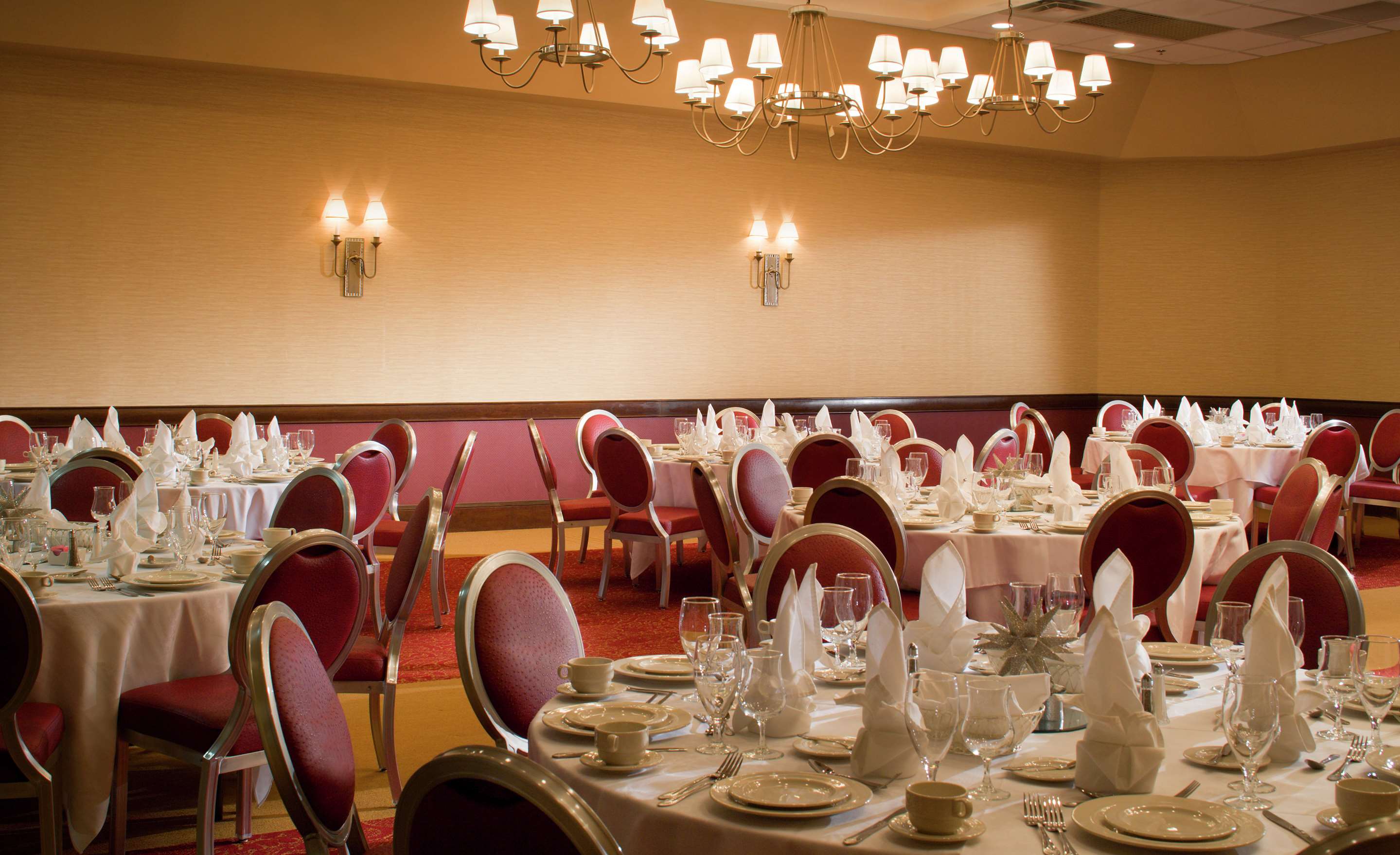 Meeting Room | DoubleTree by Hilton Cincinnati Airport