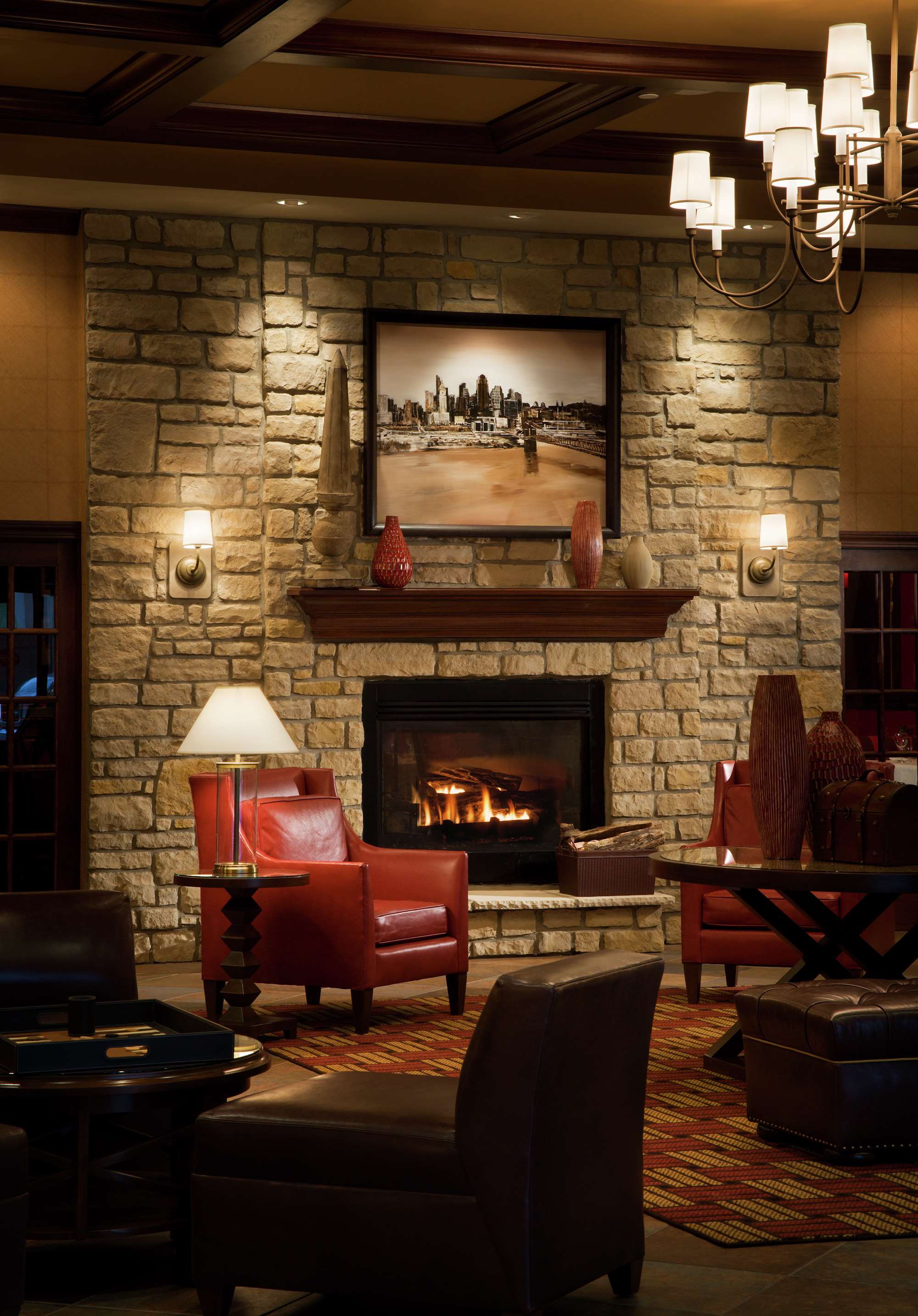 Lobby | DoubleTree by Hilton Cincinnati Airport