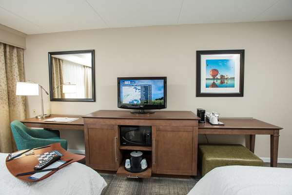  - Hampton Inn West Chester - I-75, Exit 19
