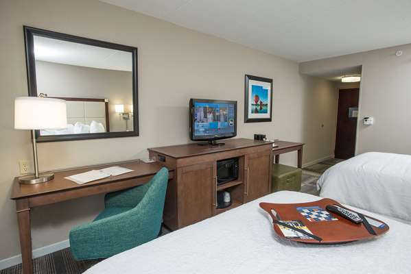  - Hampton Inn West Chester - I-75, Exit 19