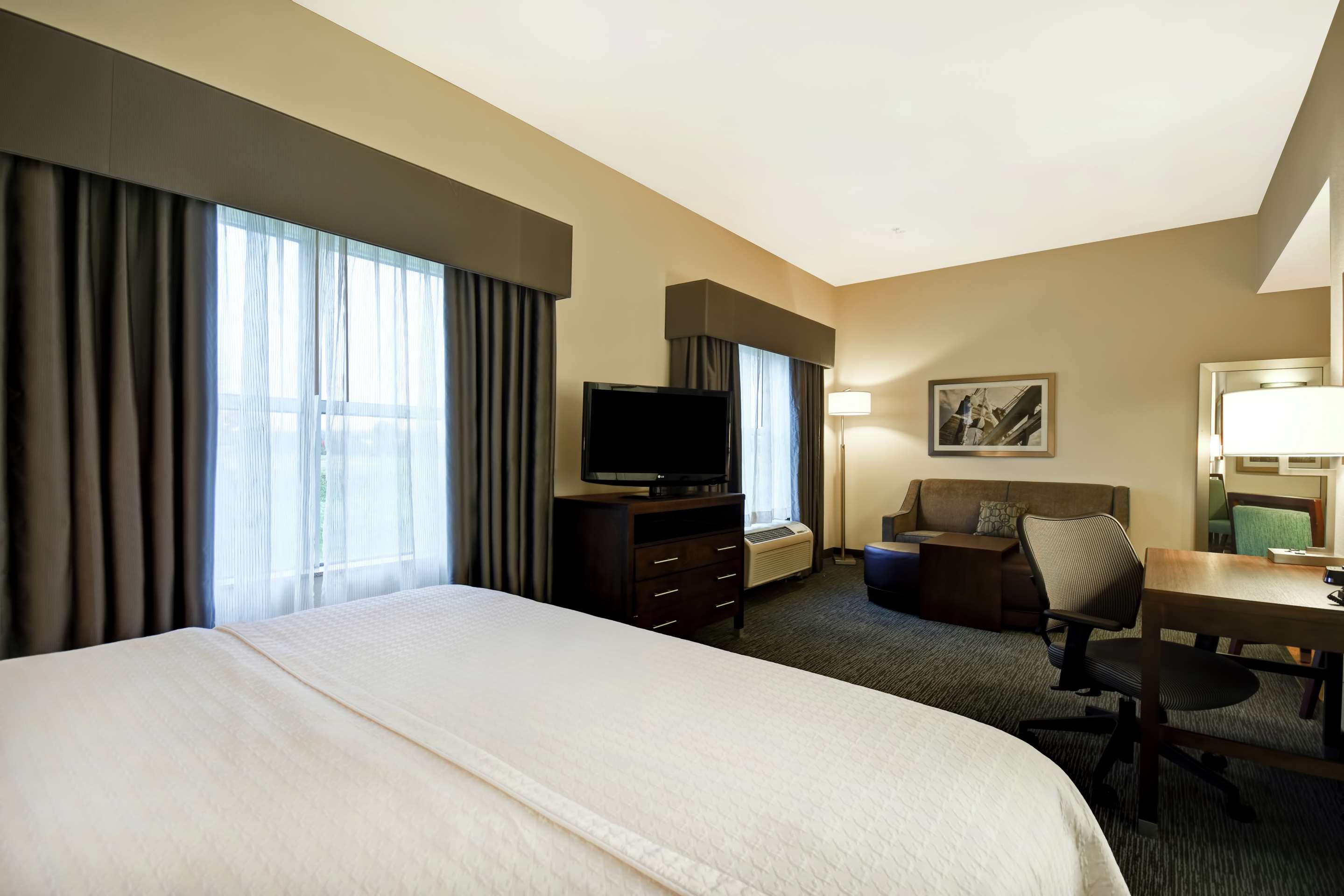 Guest room