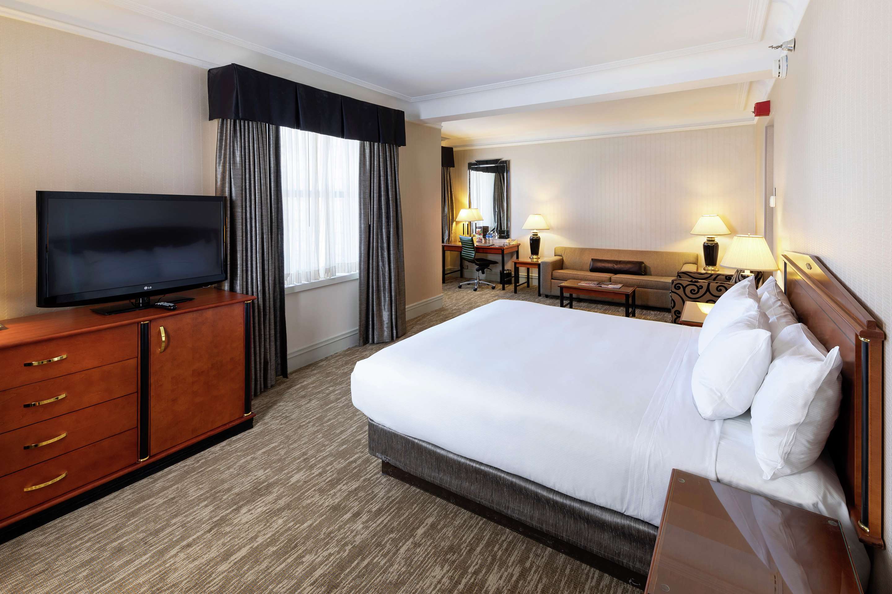 Guest room