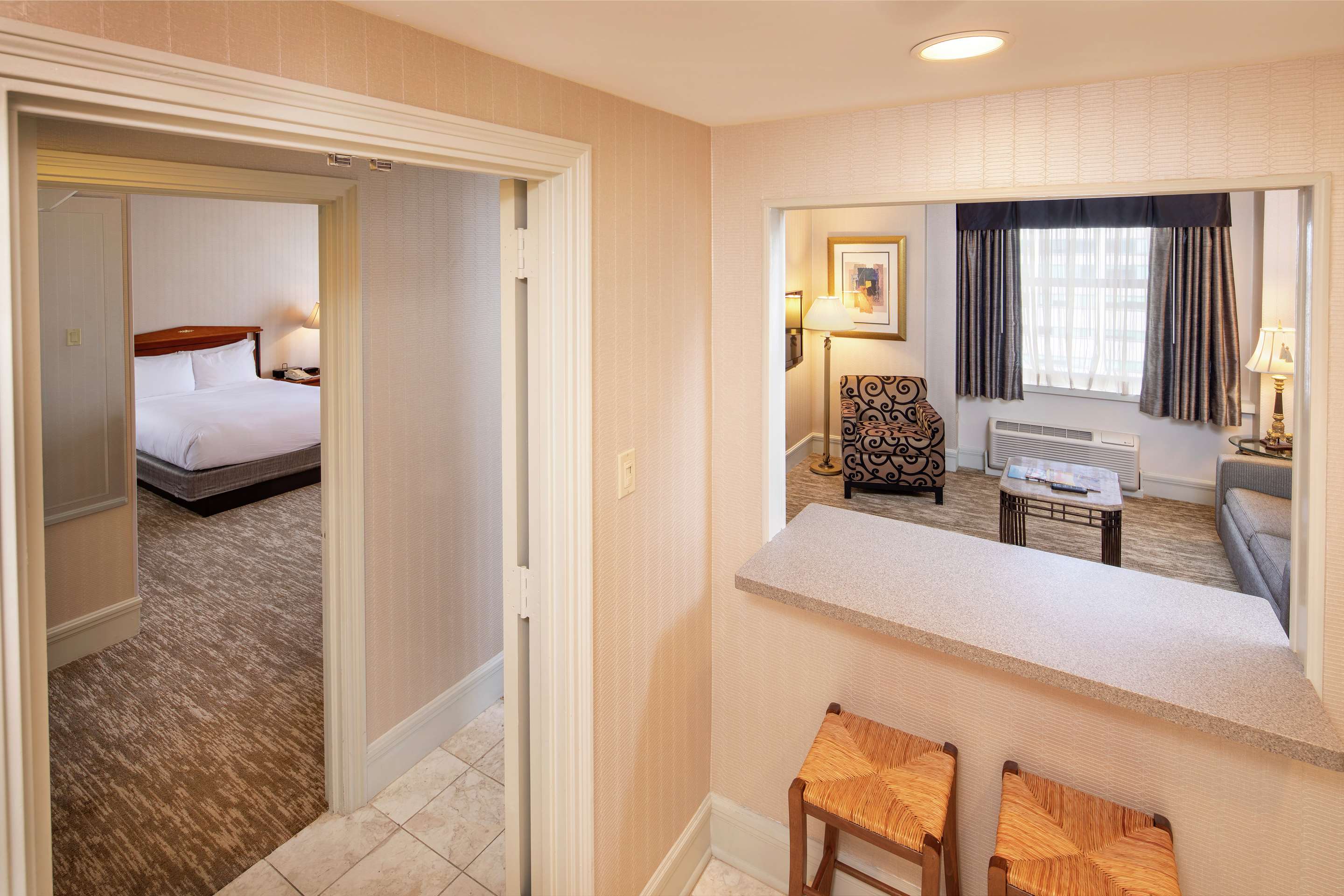 Guest room
