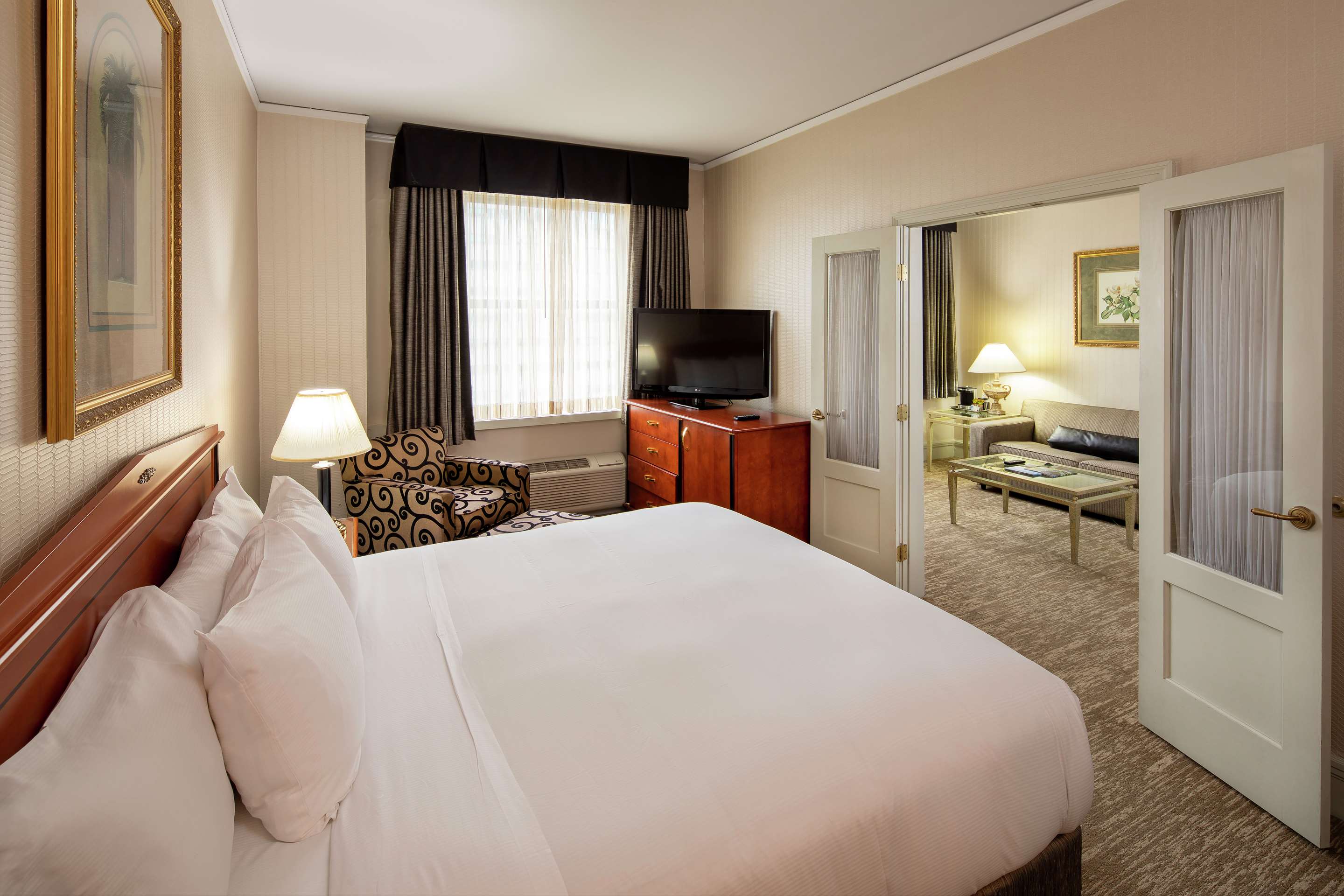 Guest room