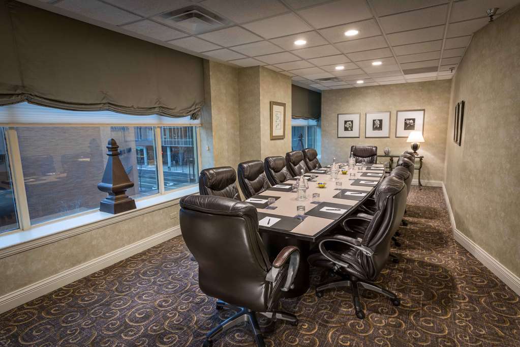 Hilton Cincinnati Netherland Plaza