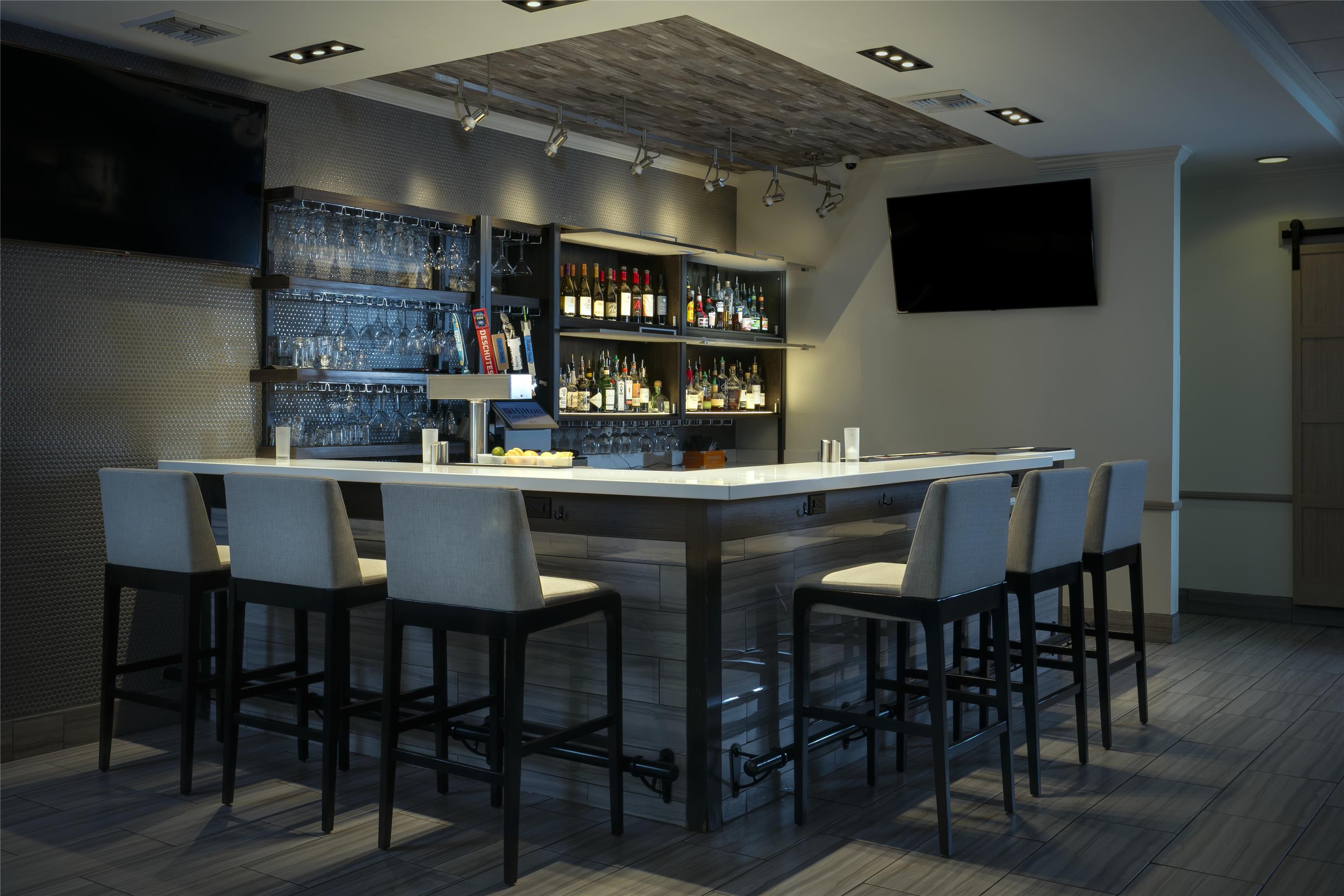 BarLounge | Hilton Garden Inn Corvallis