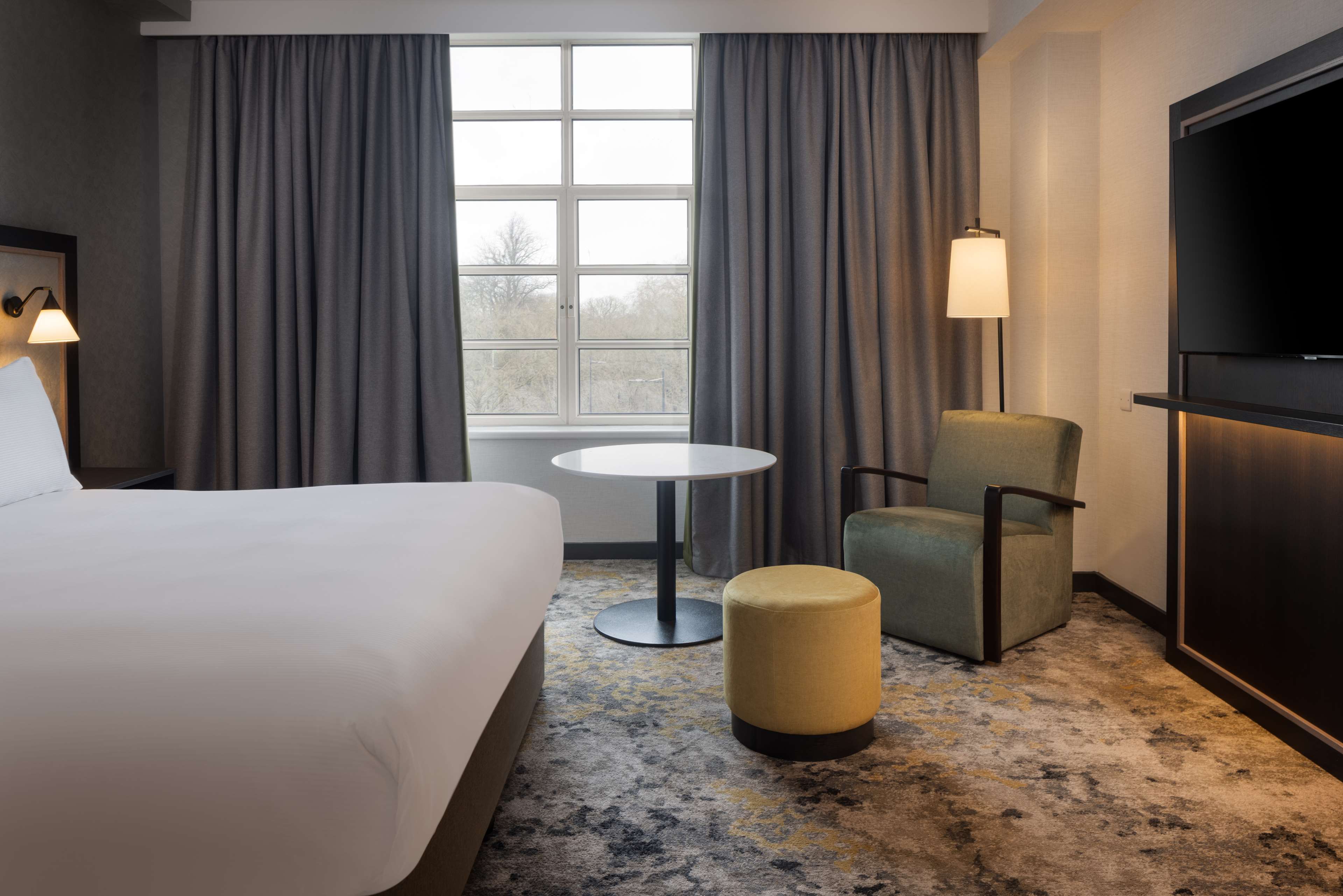 Hilton Cardiff Room Type - KING EXECUTIVE WITH VIEW