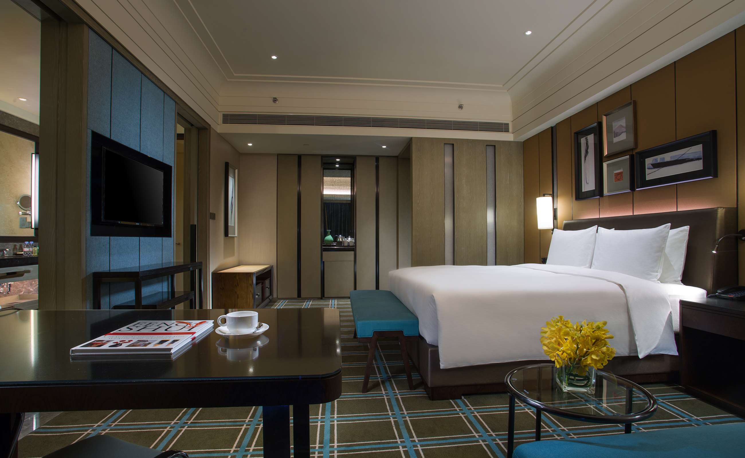 Hilton Changzhou Room Type - KING EXECUTIVE ROOM