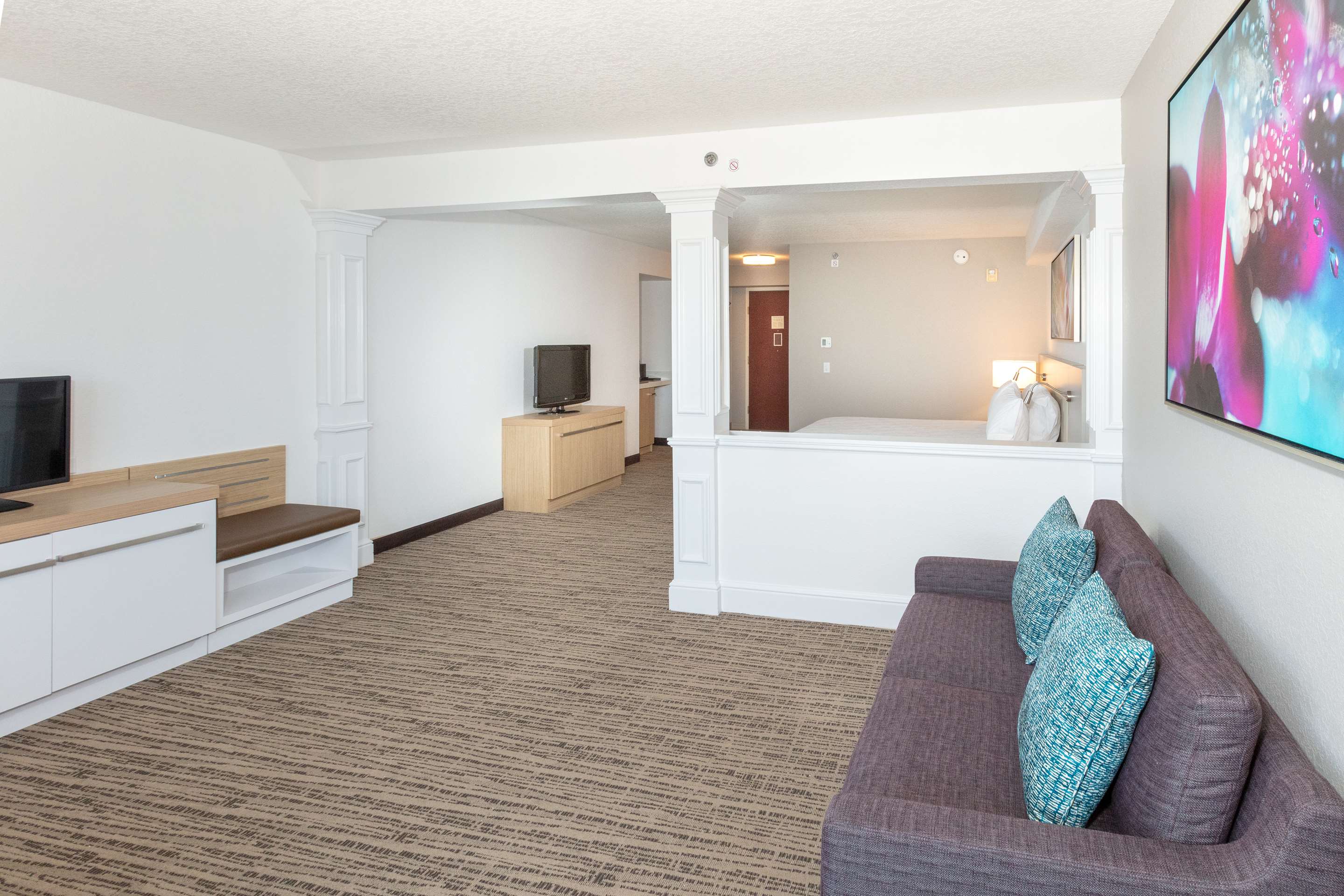 Guest room