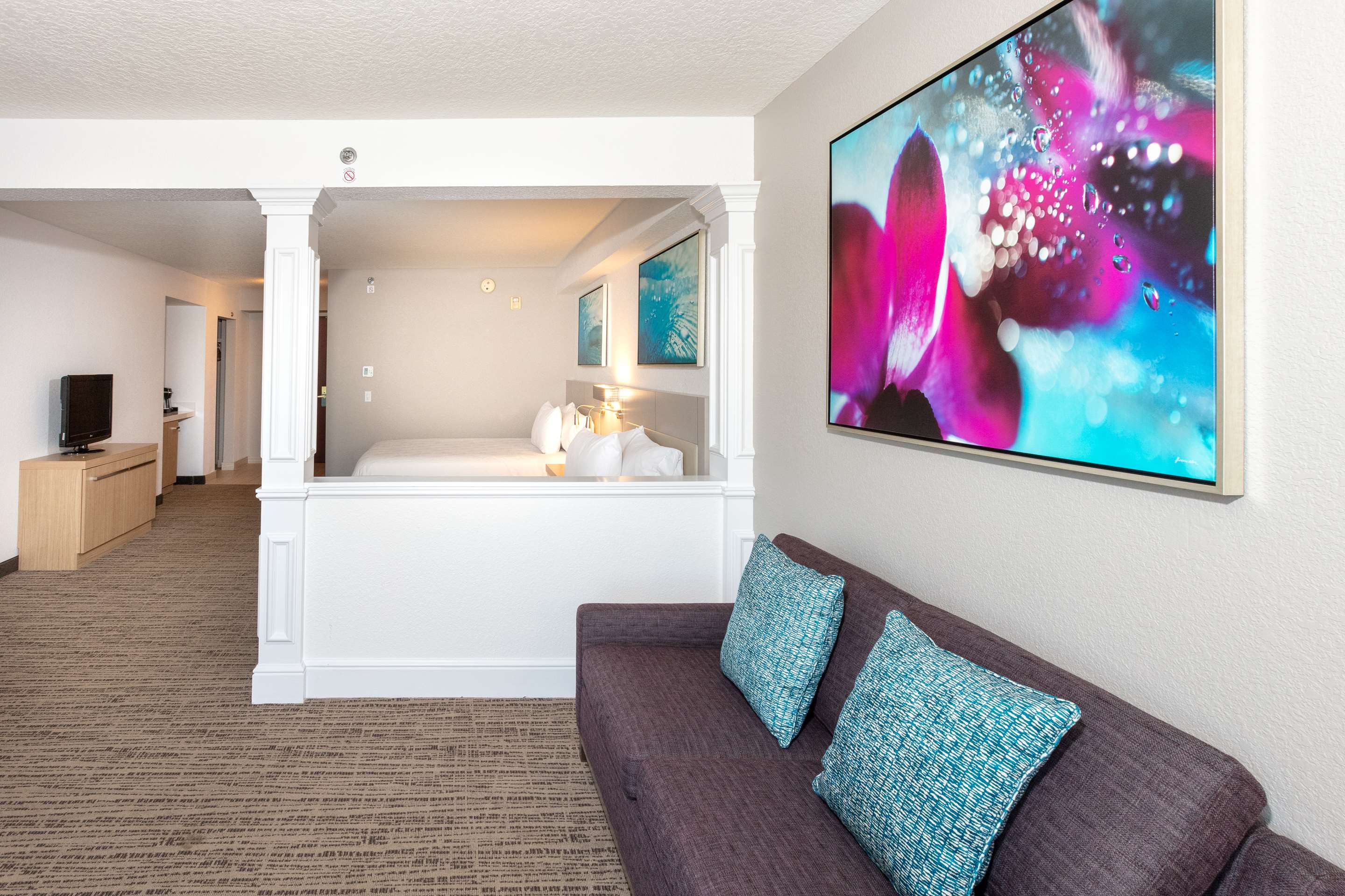 Guest room