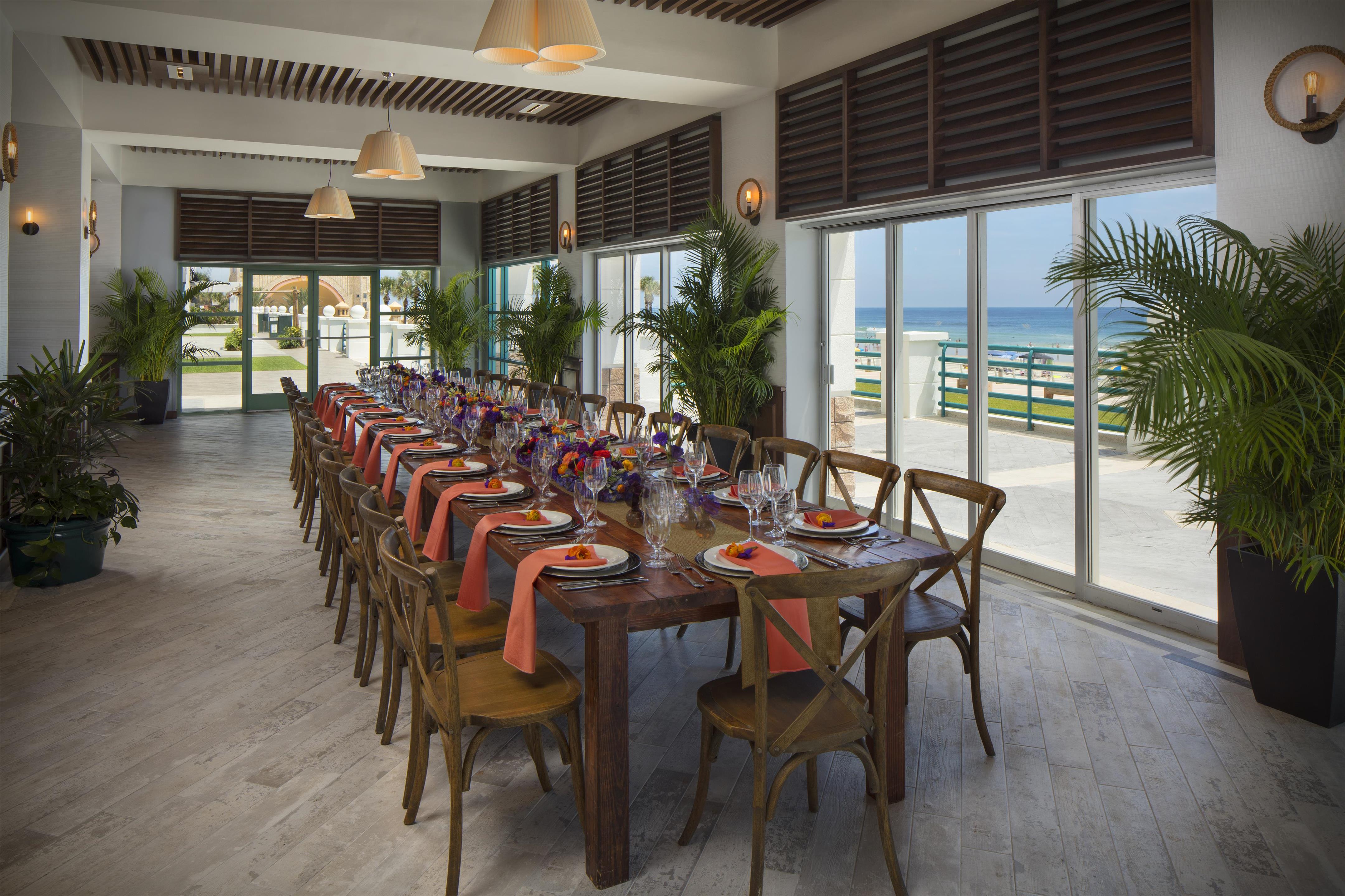 Restaurant | Renaissance Daytona Beach Oceanfront Hotel