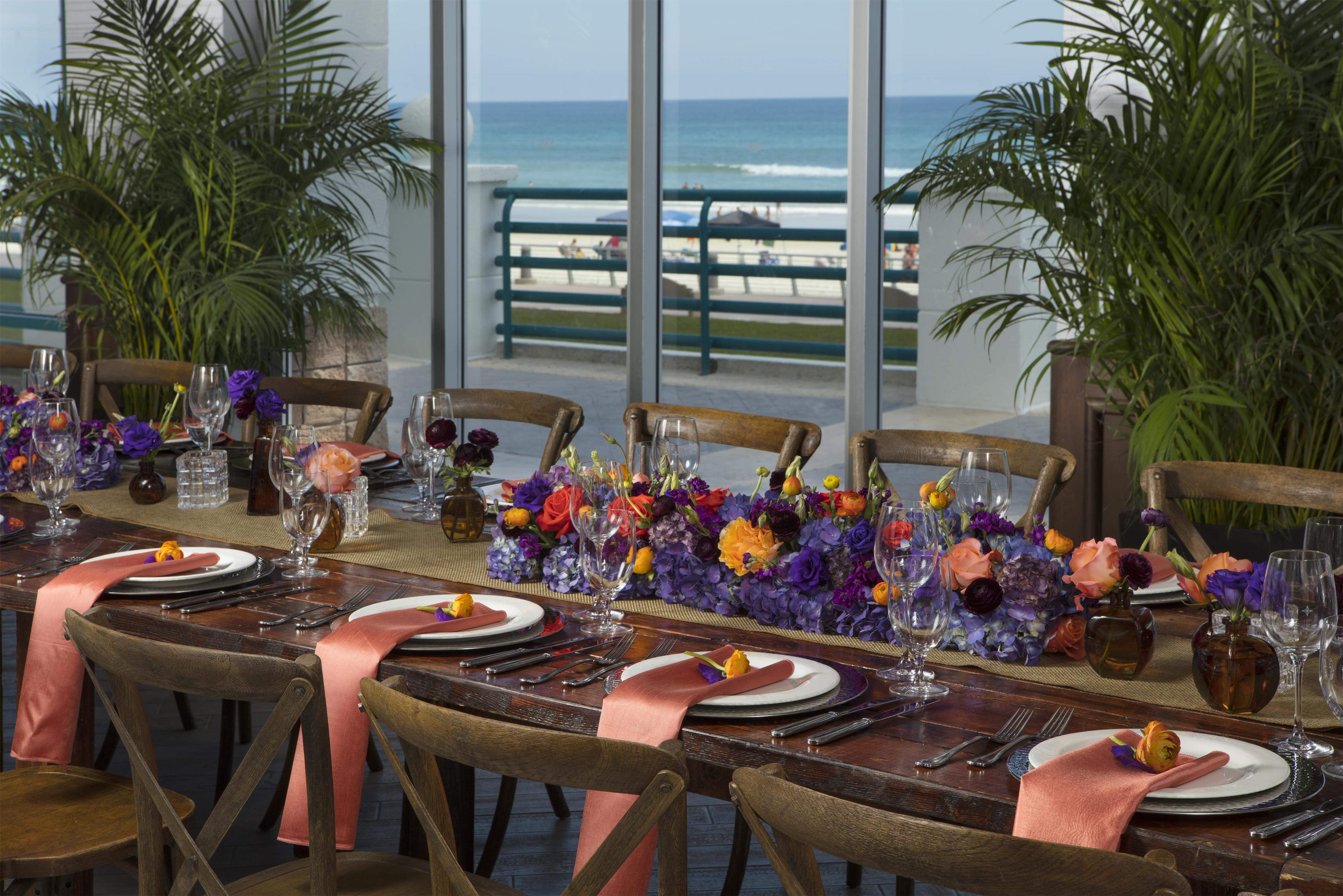 Restaurant | Renaissance Daytona Beach Oceanfront Hotel