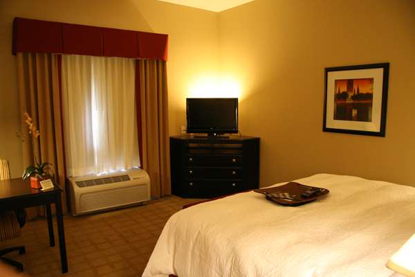  - Hampton Inn Dade City