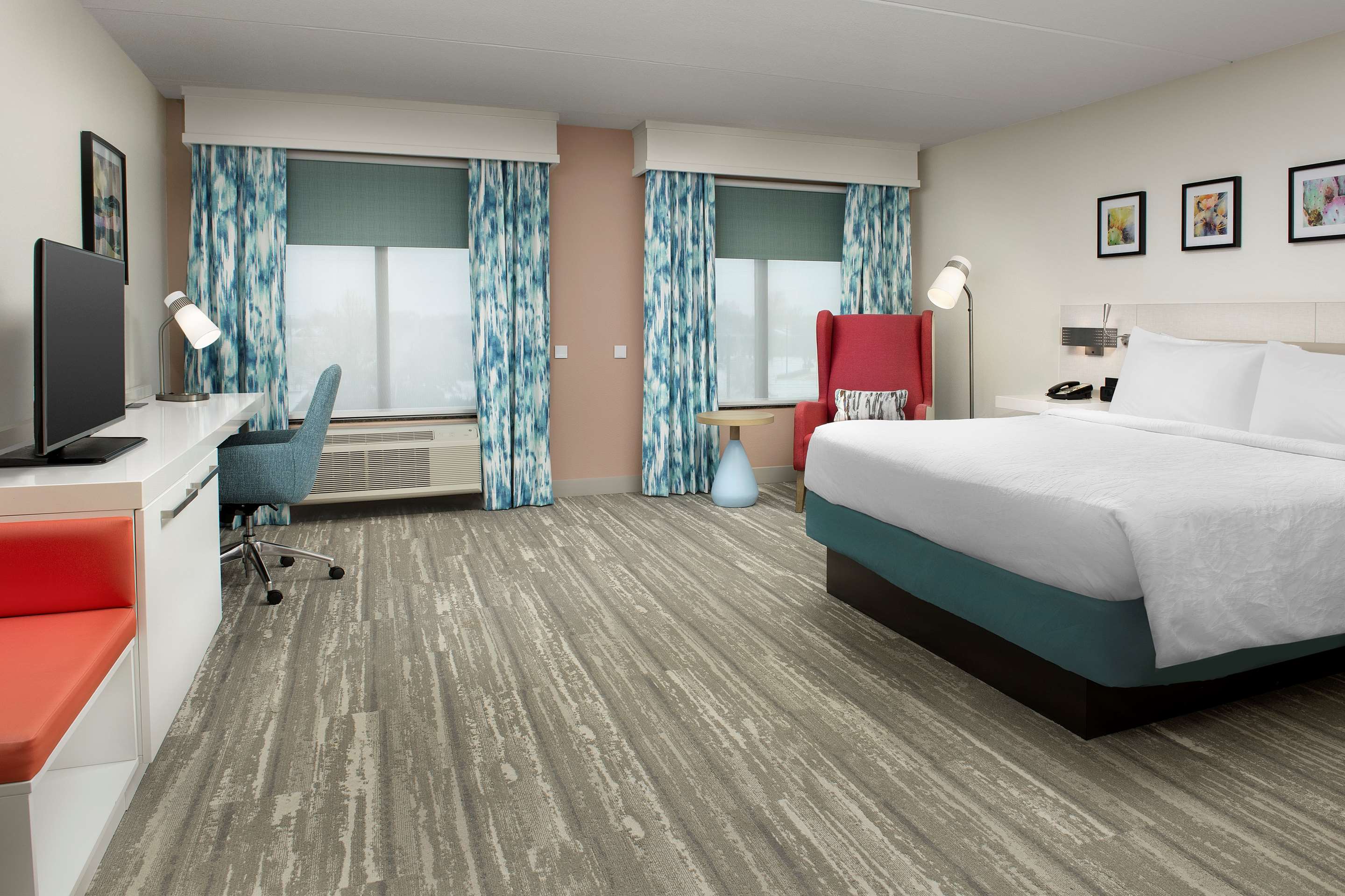 Guest room
