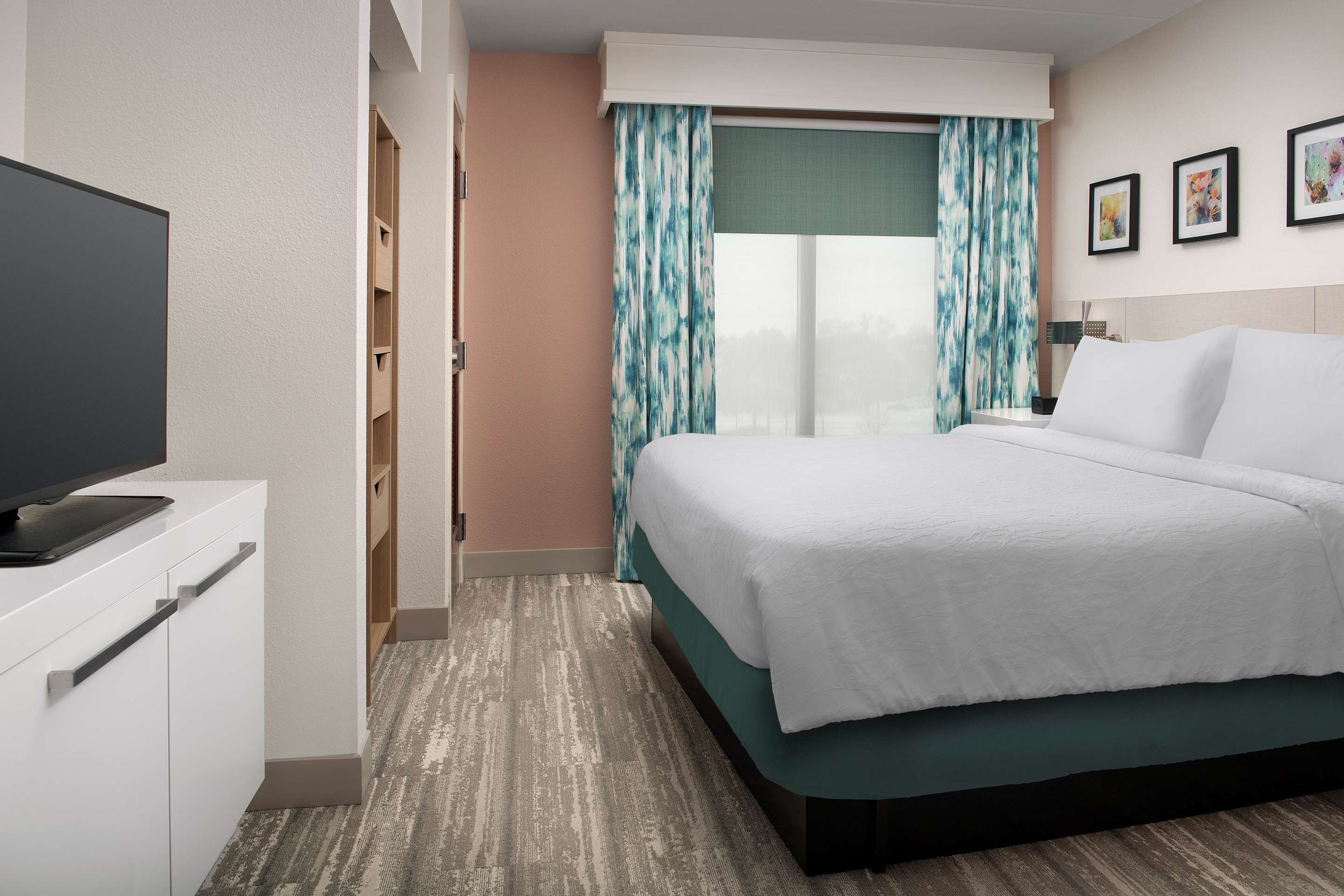 Guest room amenity