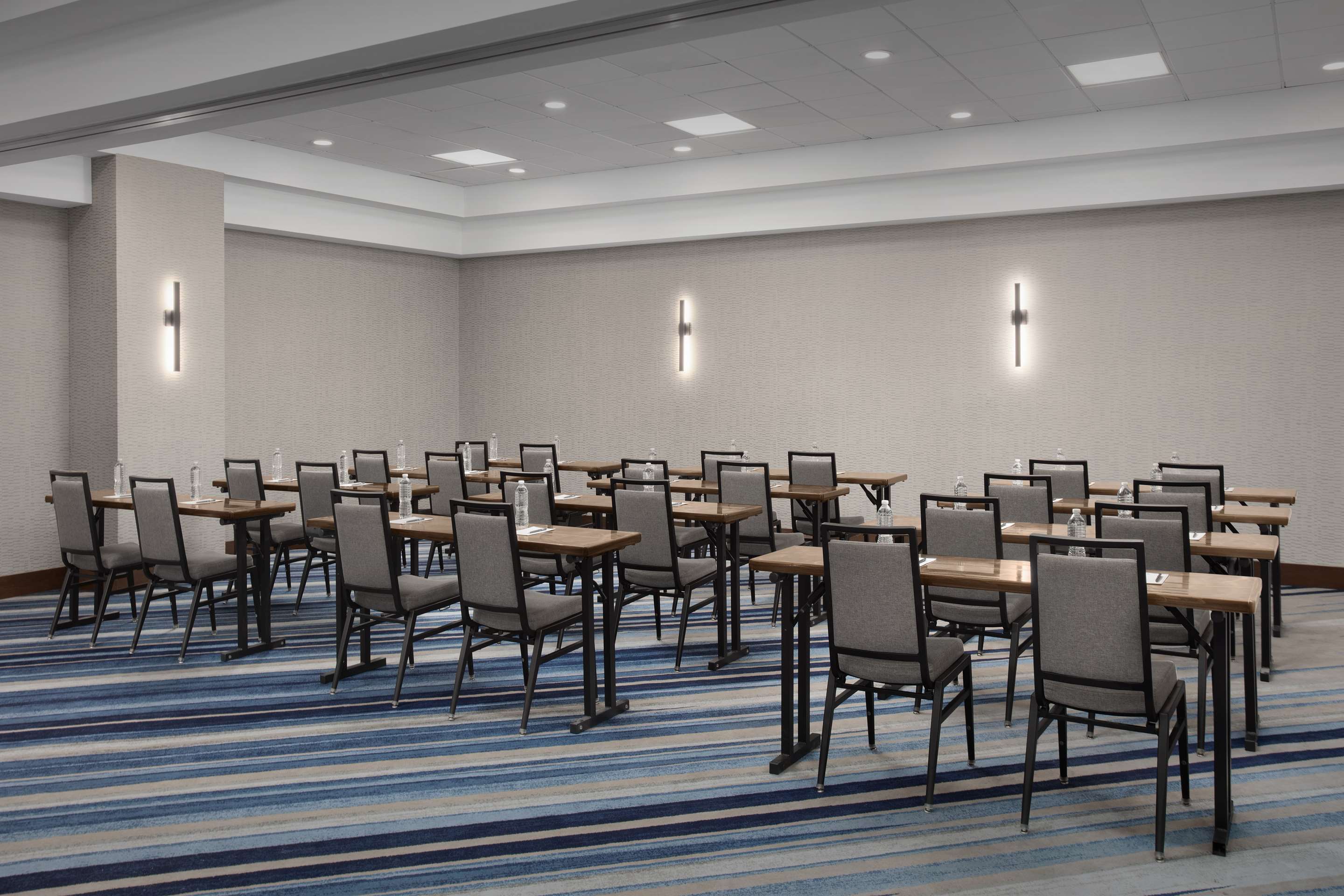 Meeting Room | Embassy Suites by Hilton Dallas Near the Galleria