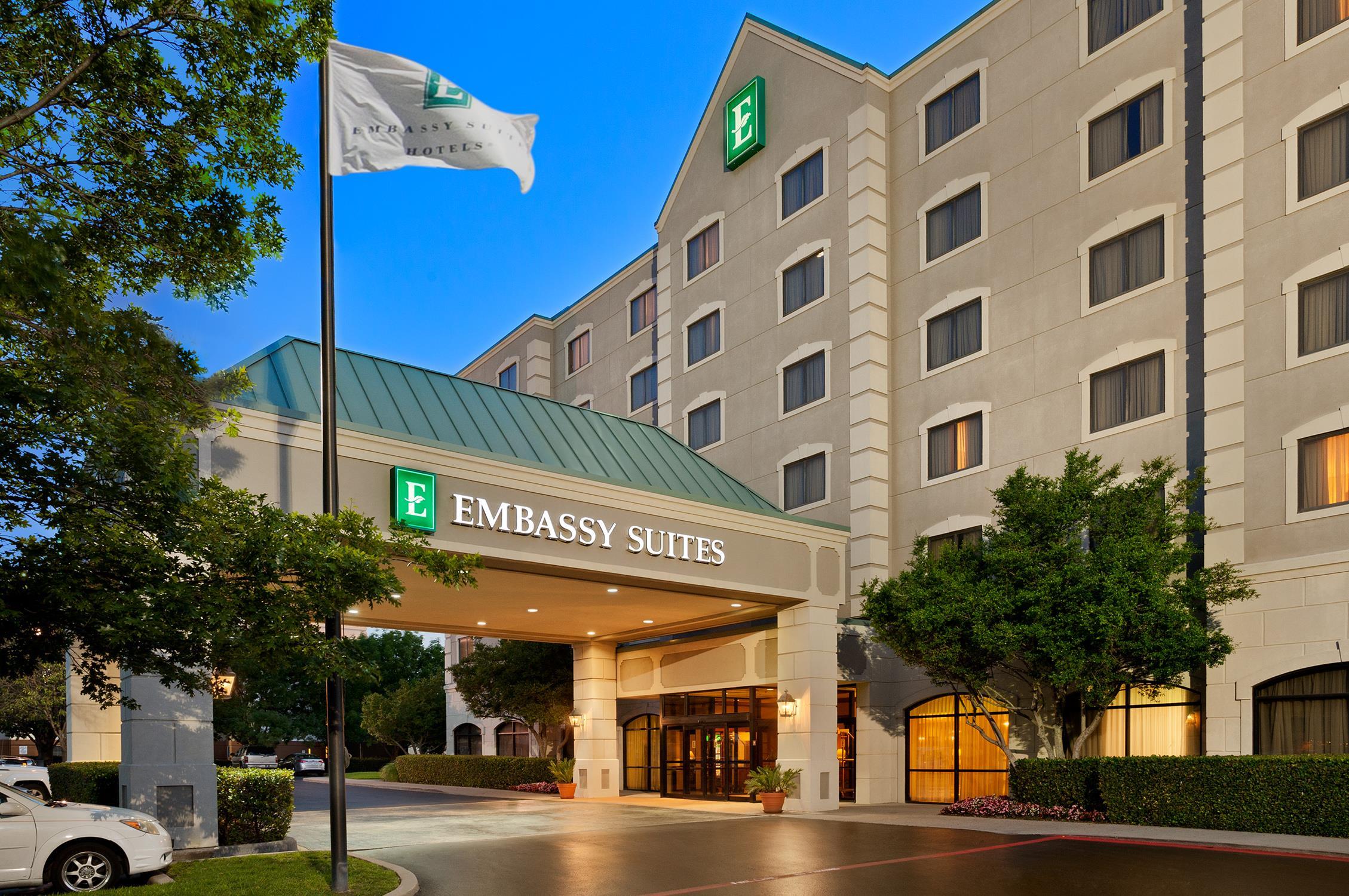 Exterior | Embassy Suites by Hilton Dallas Near the Galleria