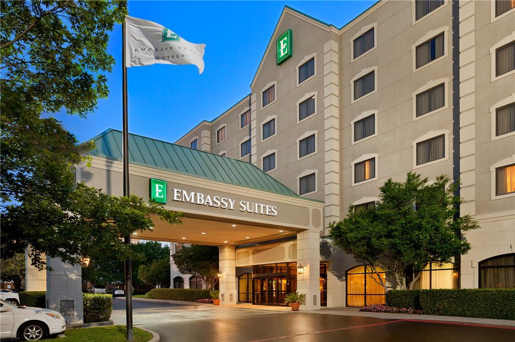 Embassy Suites Dallas near the Galleria