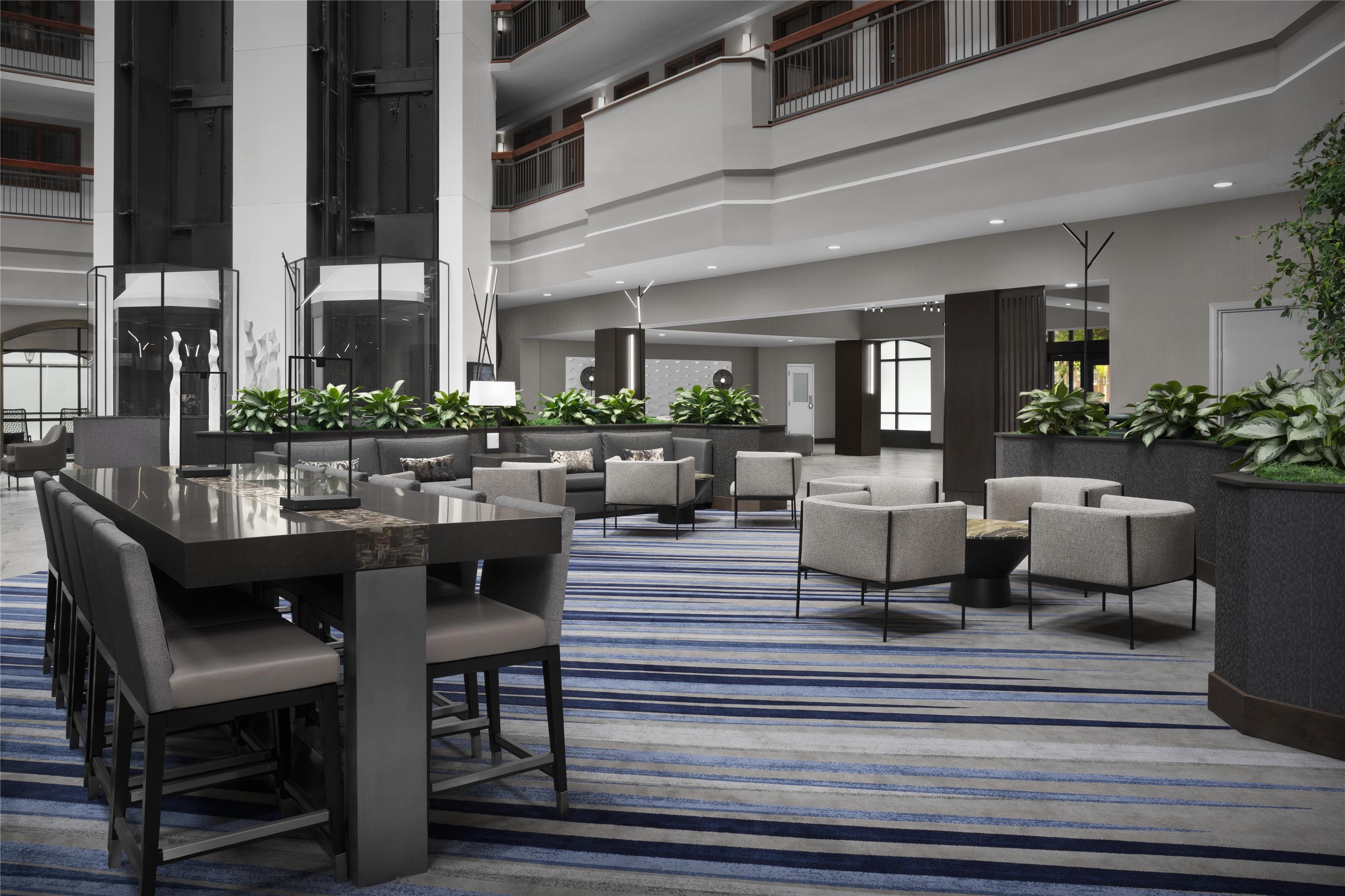 Lobby | Embassy Suites by Hilton Dallas Near the Galleria