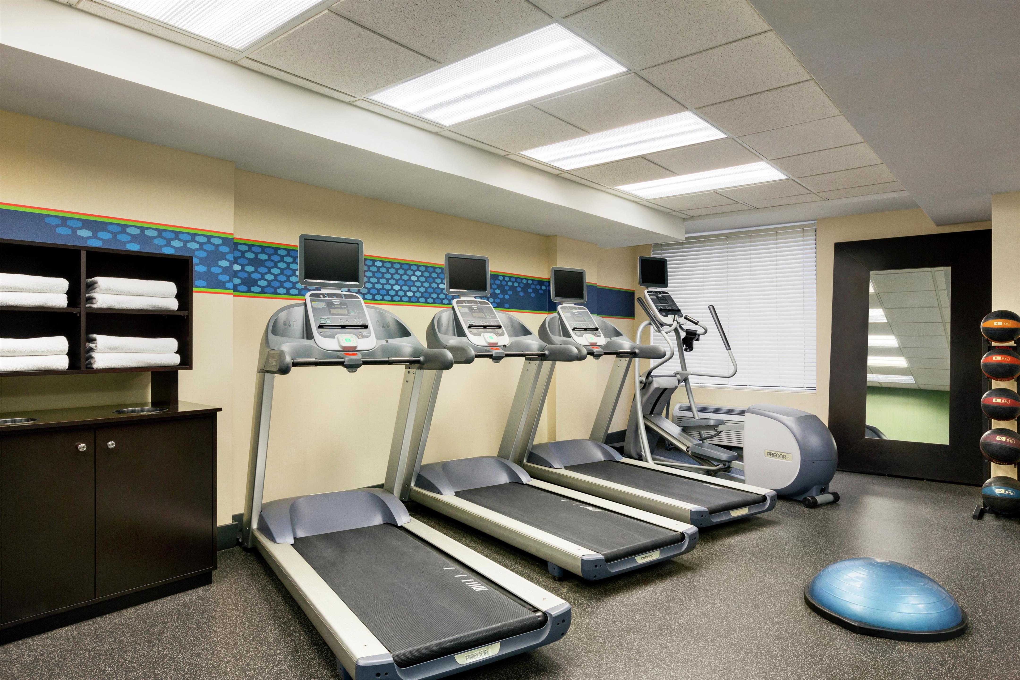 Health club fitness center gym | Hampton Inn & Suites Dallas-Mesquite