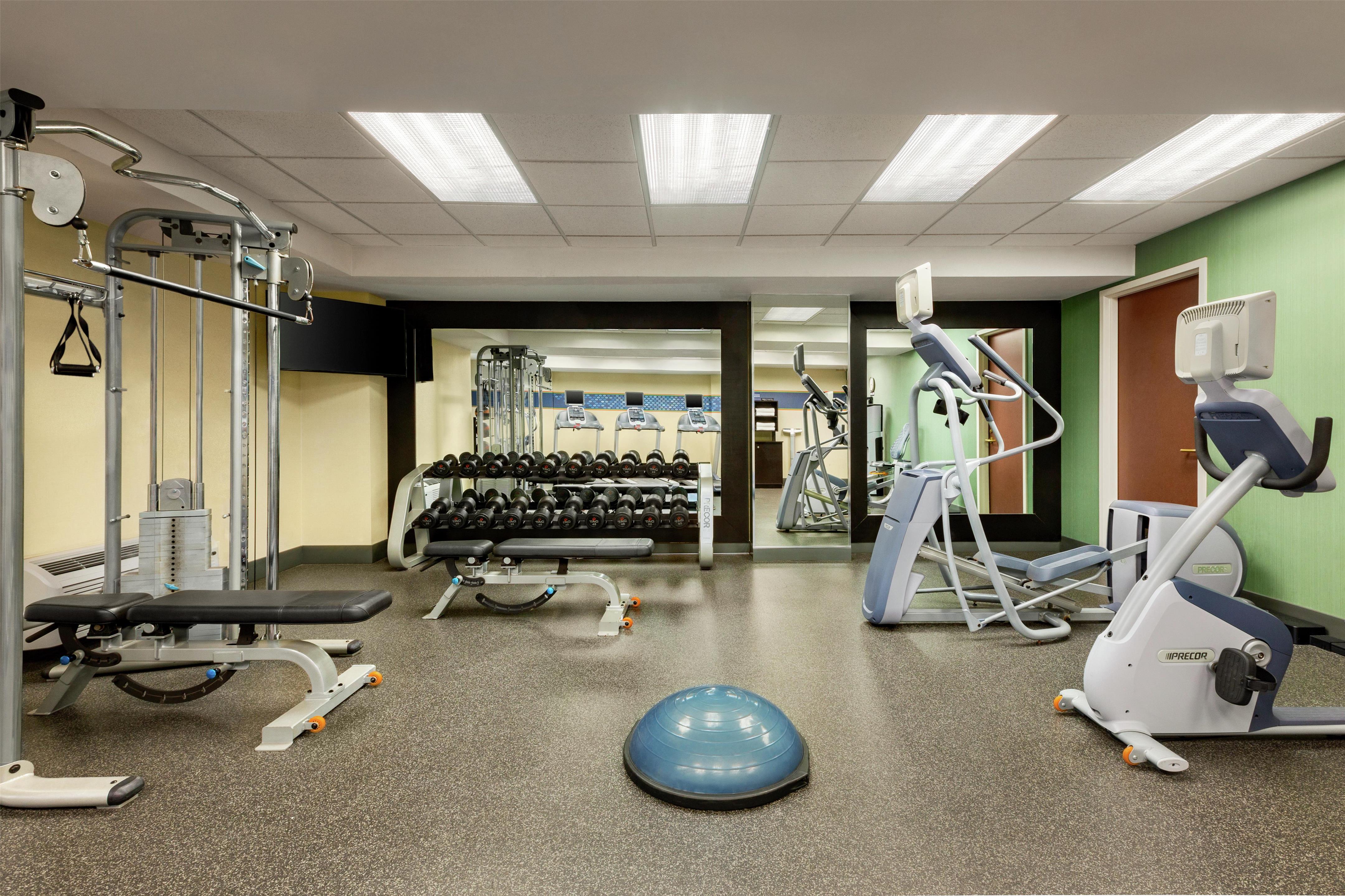 Health club fitness center gym | Hampton Inn & Suites Dallas-Mesquite