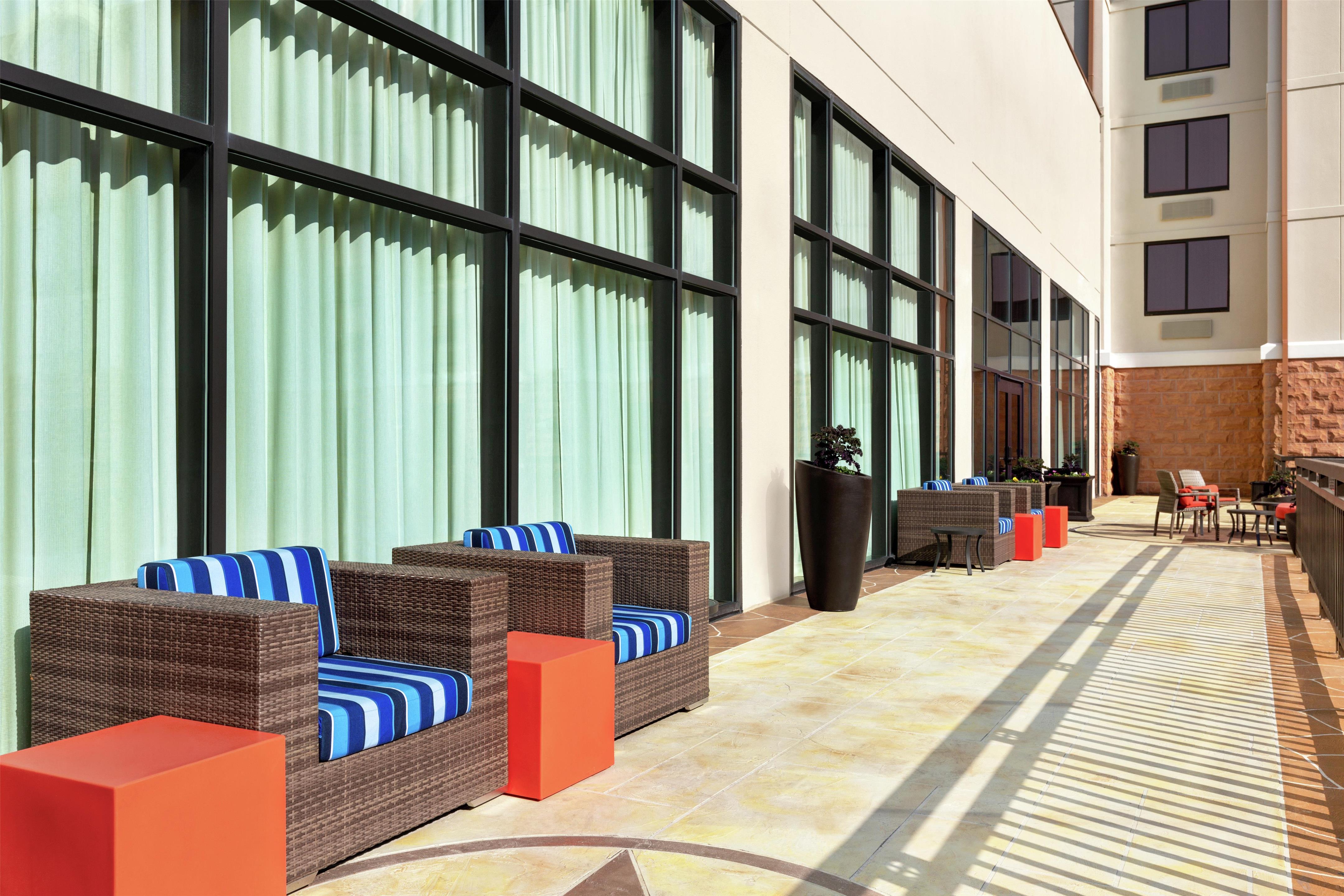 Exterior | Hampton Inn & Suites Dallas-Mesquite