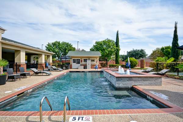 Pool - Homewood Suites by Hilton Lewisville