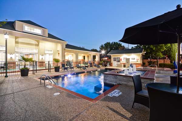 Pool - Homewood Suites by Hilton Lewisville