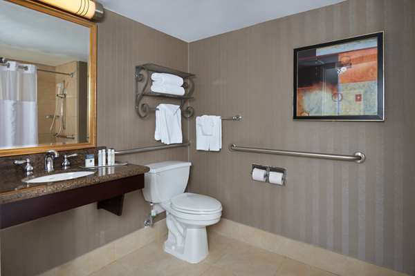  - DoubleTree by Hilton Market Center Dallas - I-35, Exit 430B