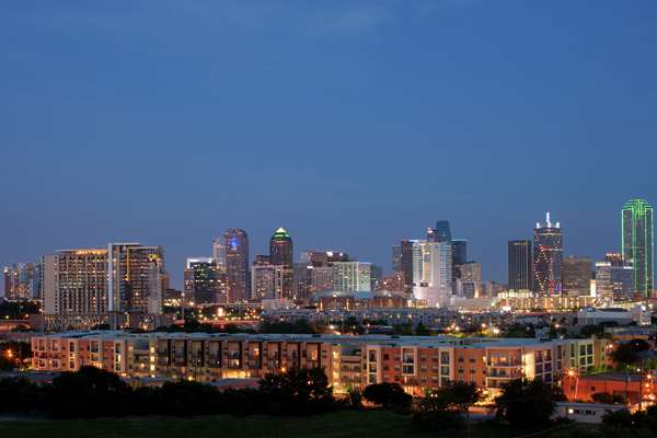  - DoubleTree by Hilton Market Center Dallas - I-35, Exit 430B