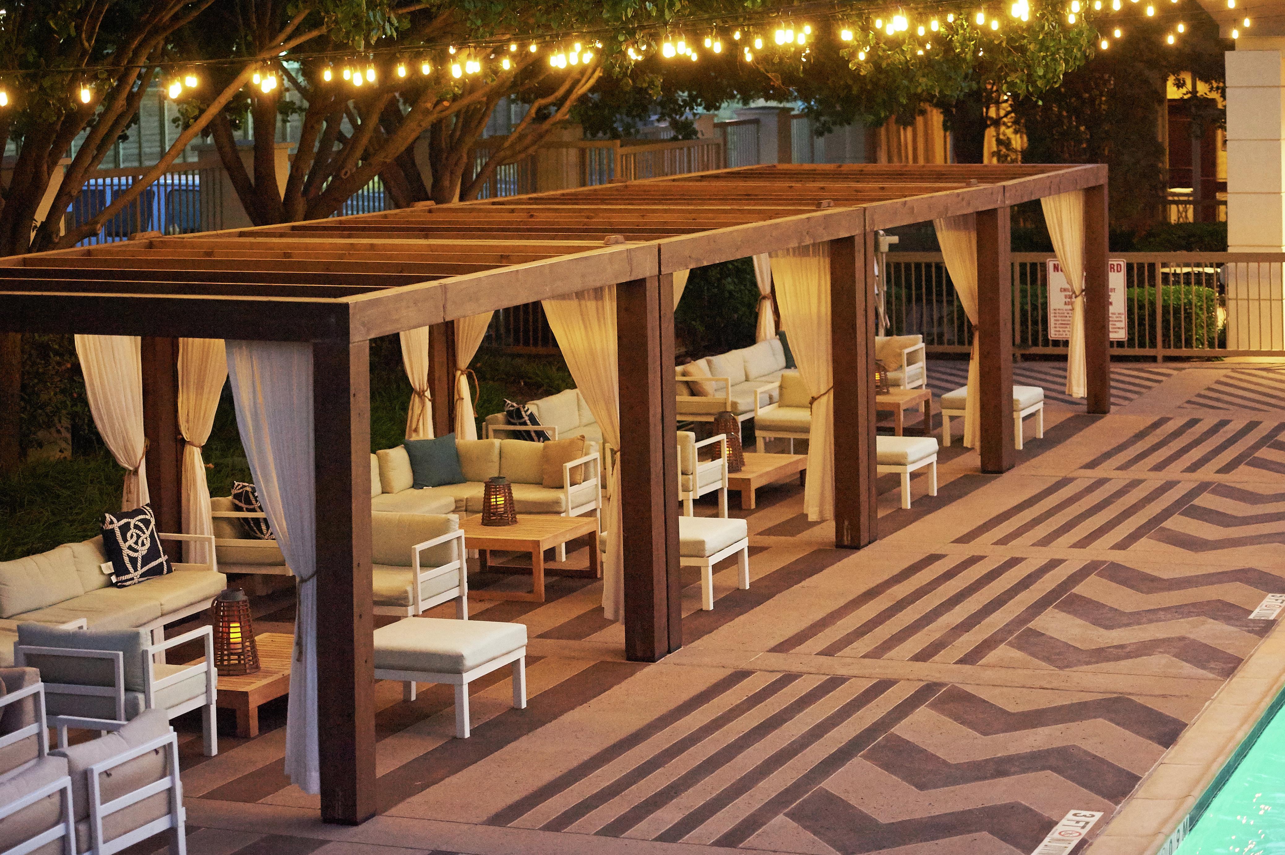 Pool | DoubleTree by Hilton Dallas - Market Center