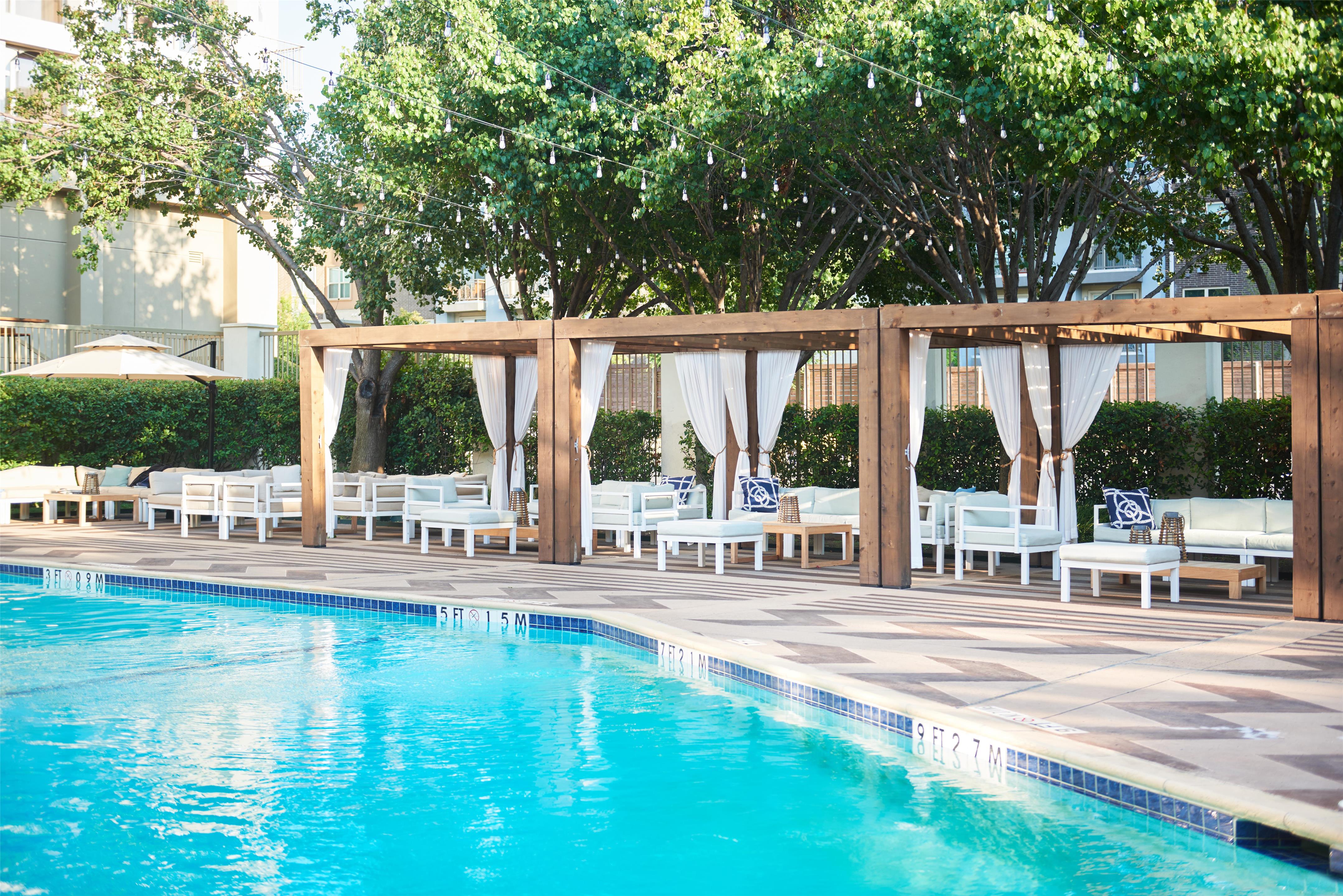 Pool | DoubleTree by Hilton Dallas - Market Center