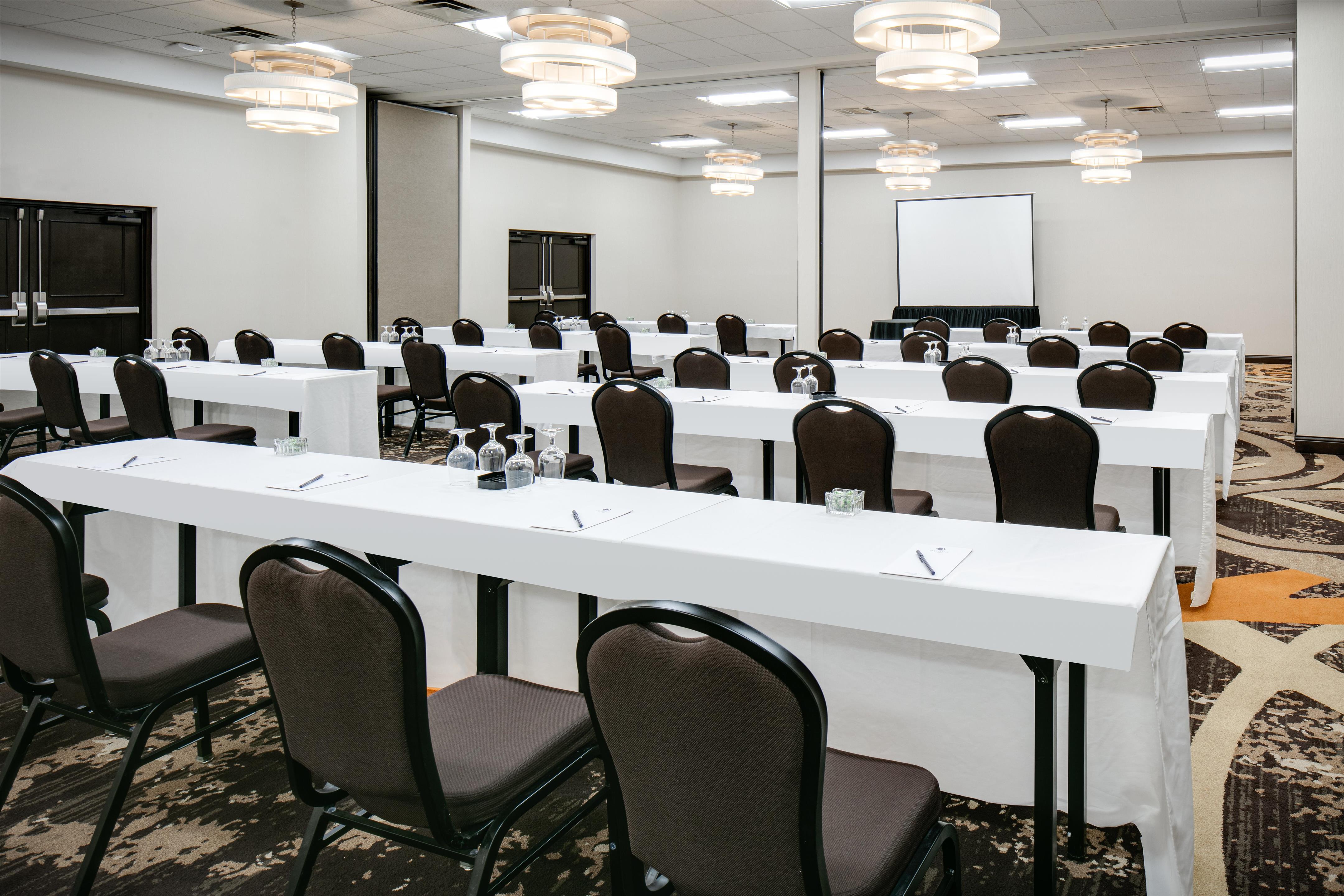 Meeting Room | DoubleTree by Hilton Dallas - Market Center
